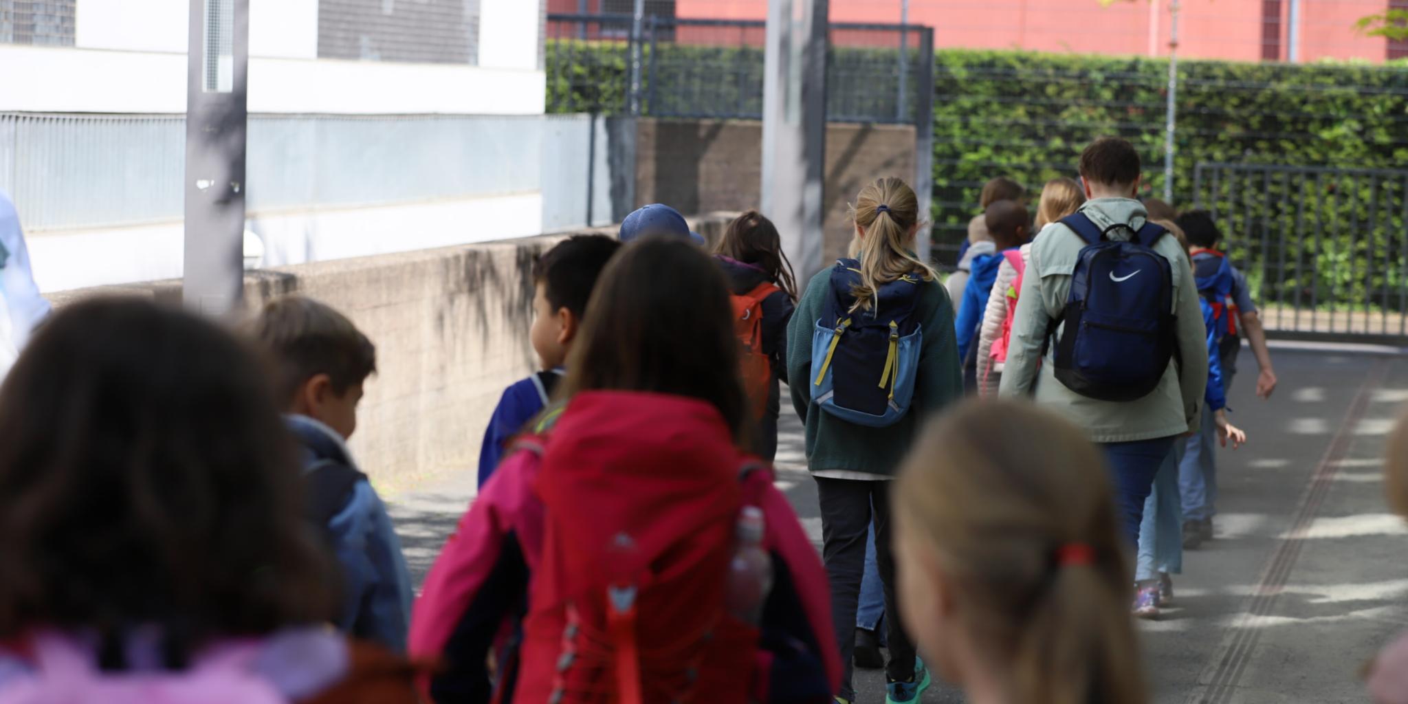 Schulkinder bei den HRT 2025