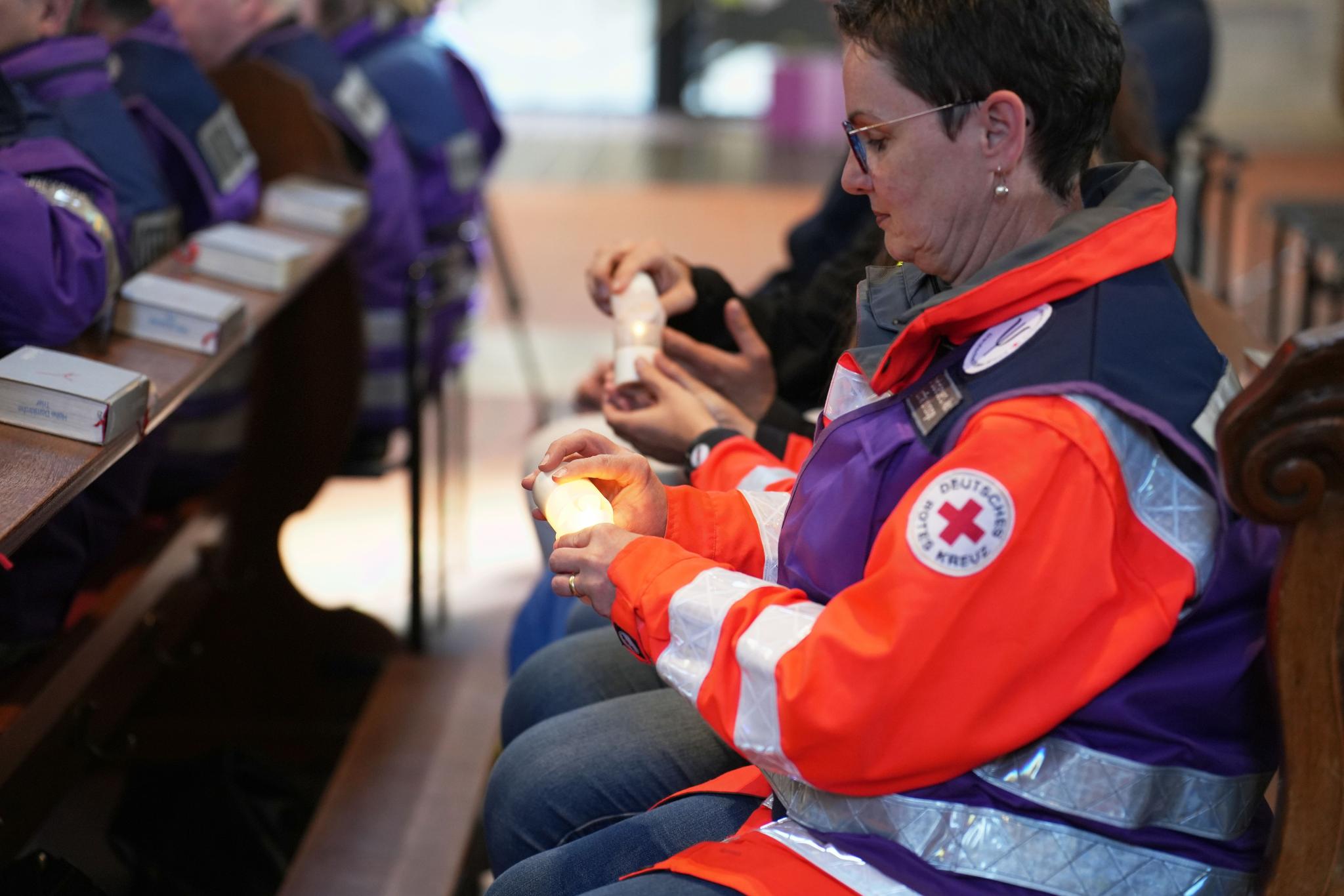 Dank an die Blaulichtfamilie - Ökumenischer Gottesdienst und Friedensgebet