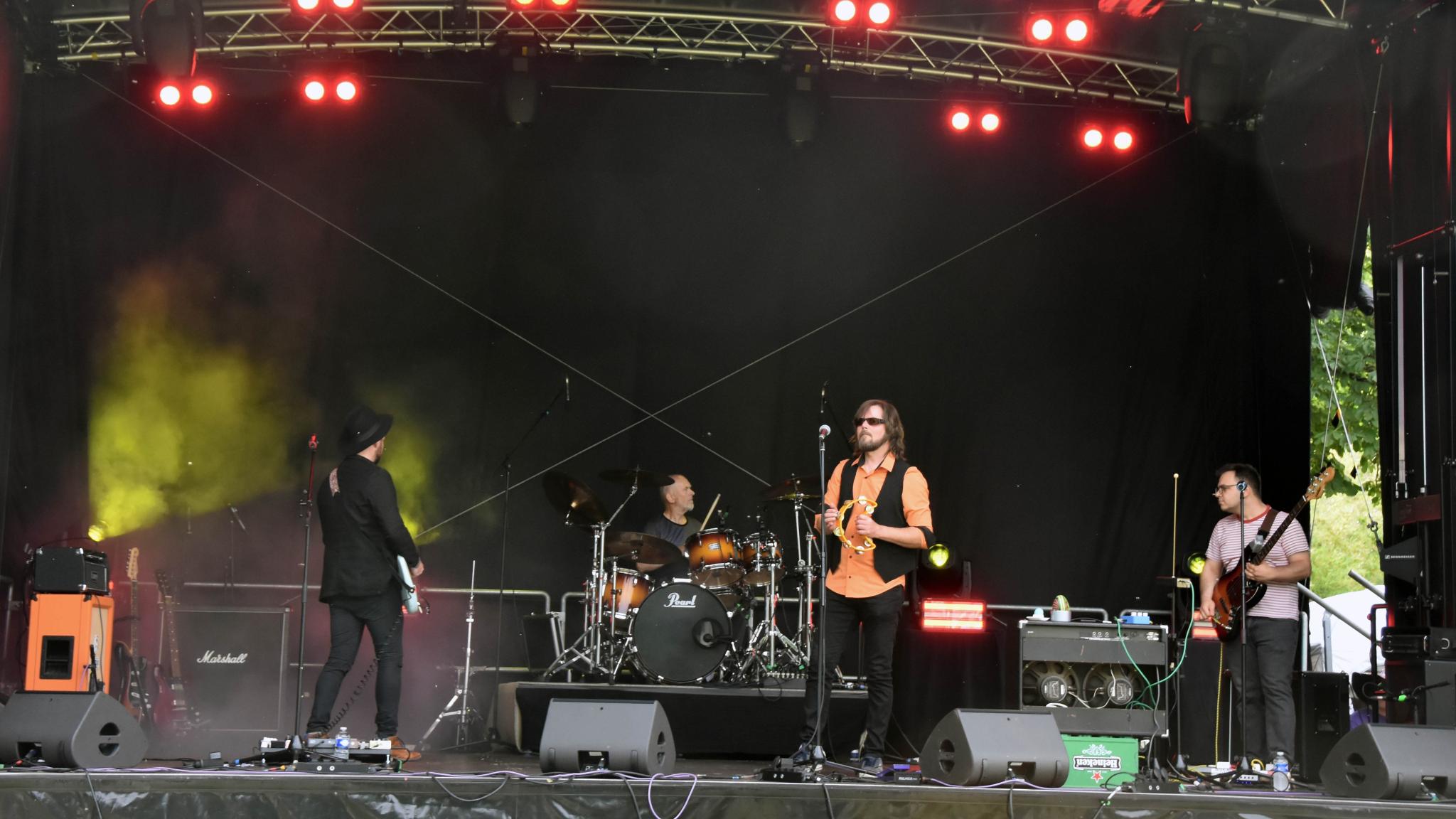 Die Band Orange Door trat am Sonntag auf der Rockwiese auf.