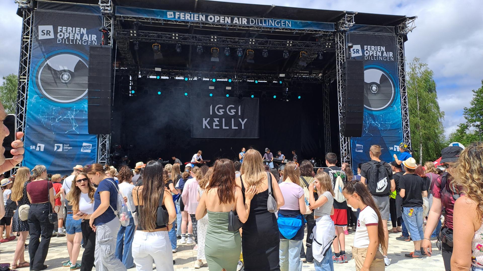 Blick auf die Bühne beim SR Ferien Open Air