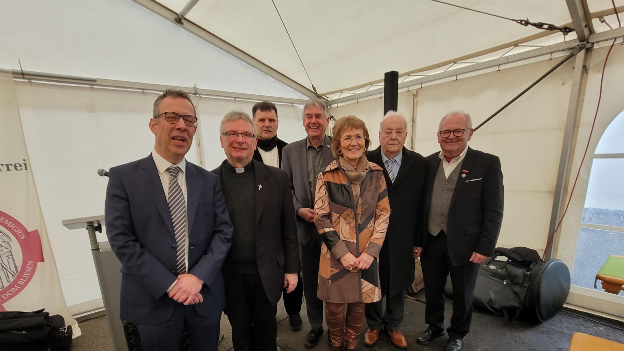 Sie trugen zum Gelingen des Josefstages in Bliesen bei: Christoph Becher, Dekan Klaus Leist, Helmut Zimmer, Michael Köngeter, Ingrid von Kannen, Josef Schuh, Manfred Johann (von links)