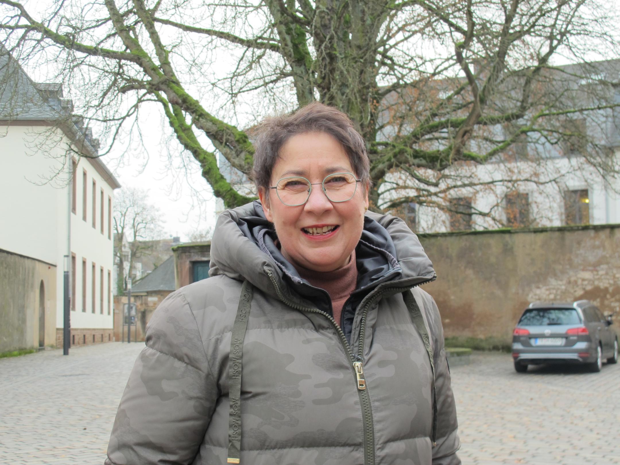 Stephanie Schneider ist Leiterin der TelefonSeelsorge Trier