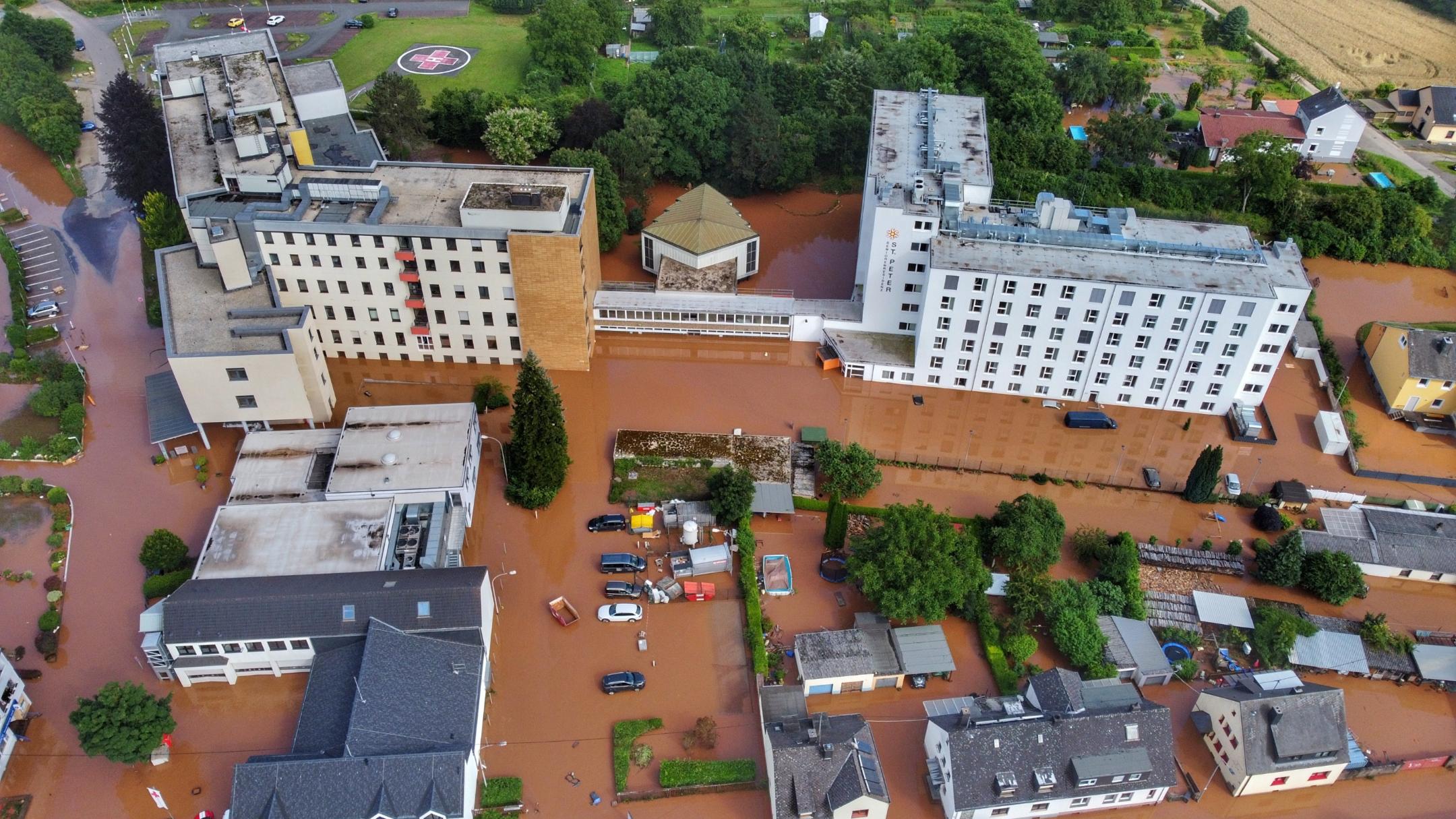 Die verheerende Flutkatastrophe hat viele Menschen in Rheinland-Pfalz schwer getroffen - hier der Stadtteil Trier-Ehrang (Foto: Florian Blaes)