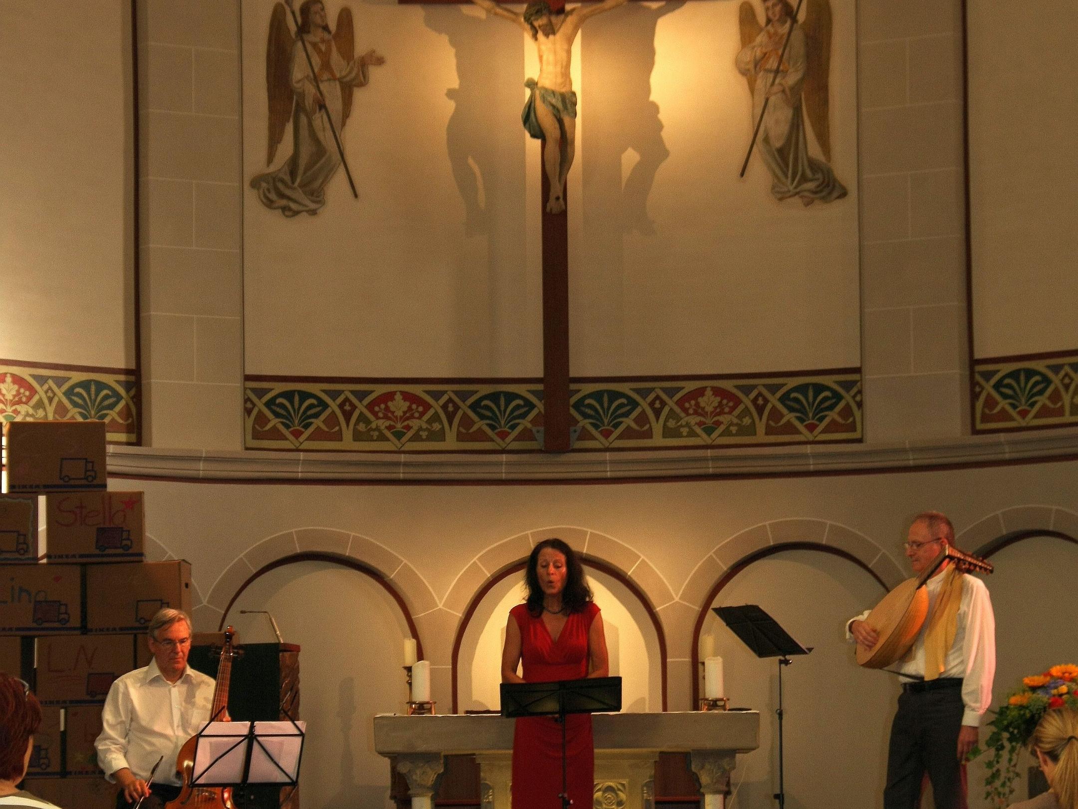 Das Ensemble „Music for a While“ bei der Marktmusik zum Abendläuten in Bendorf.