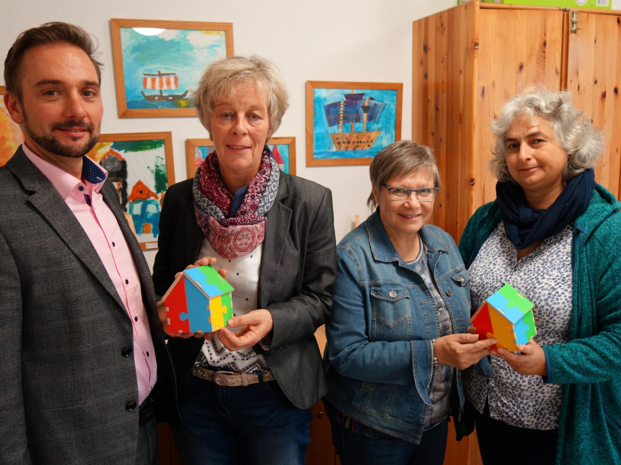 Nils Zimmermann (Neuwied), Beatrix Simon-Röder (Neuwied), Erika Heinen (Bad Neuenahr-Ahrweiler) und Felicitas Flöthner (Koblenz).