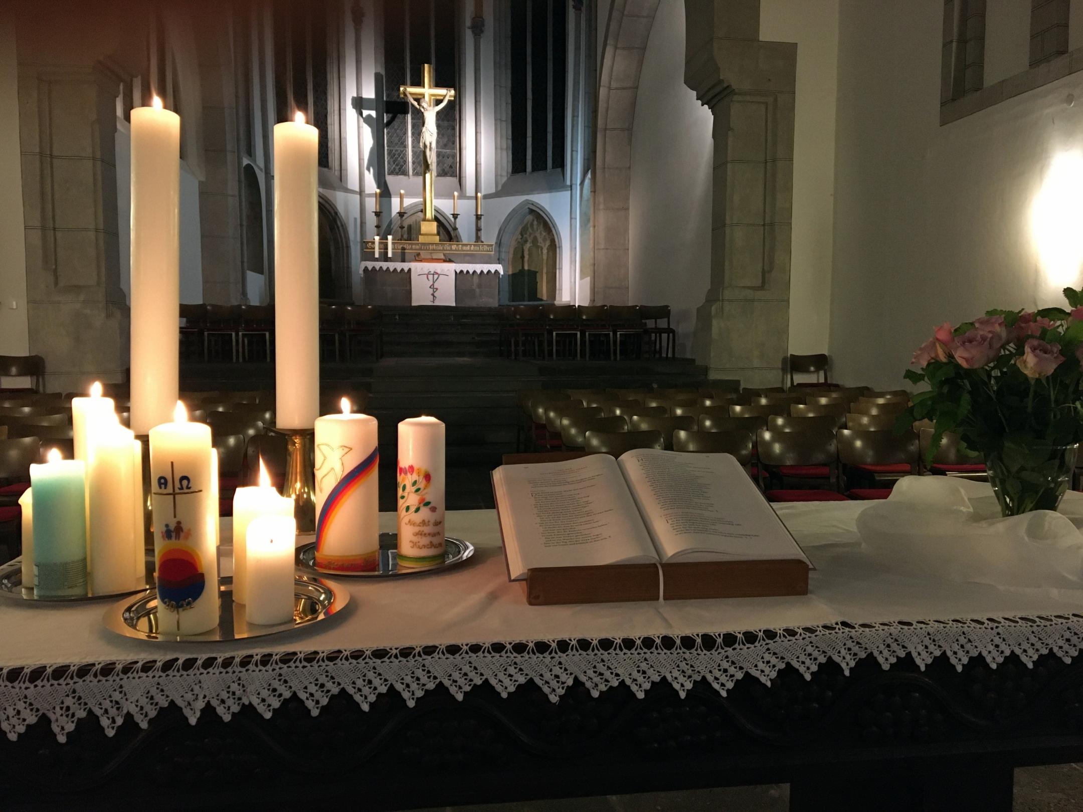 Den Abschluss der Nacht bildet traditionell das ökumenische Gebet für die Stadt in der Florinskirche