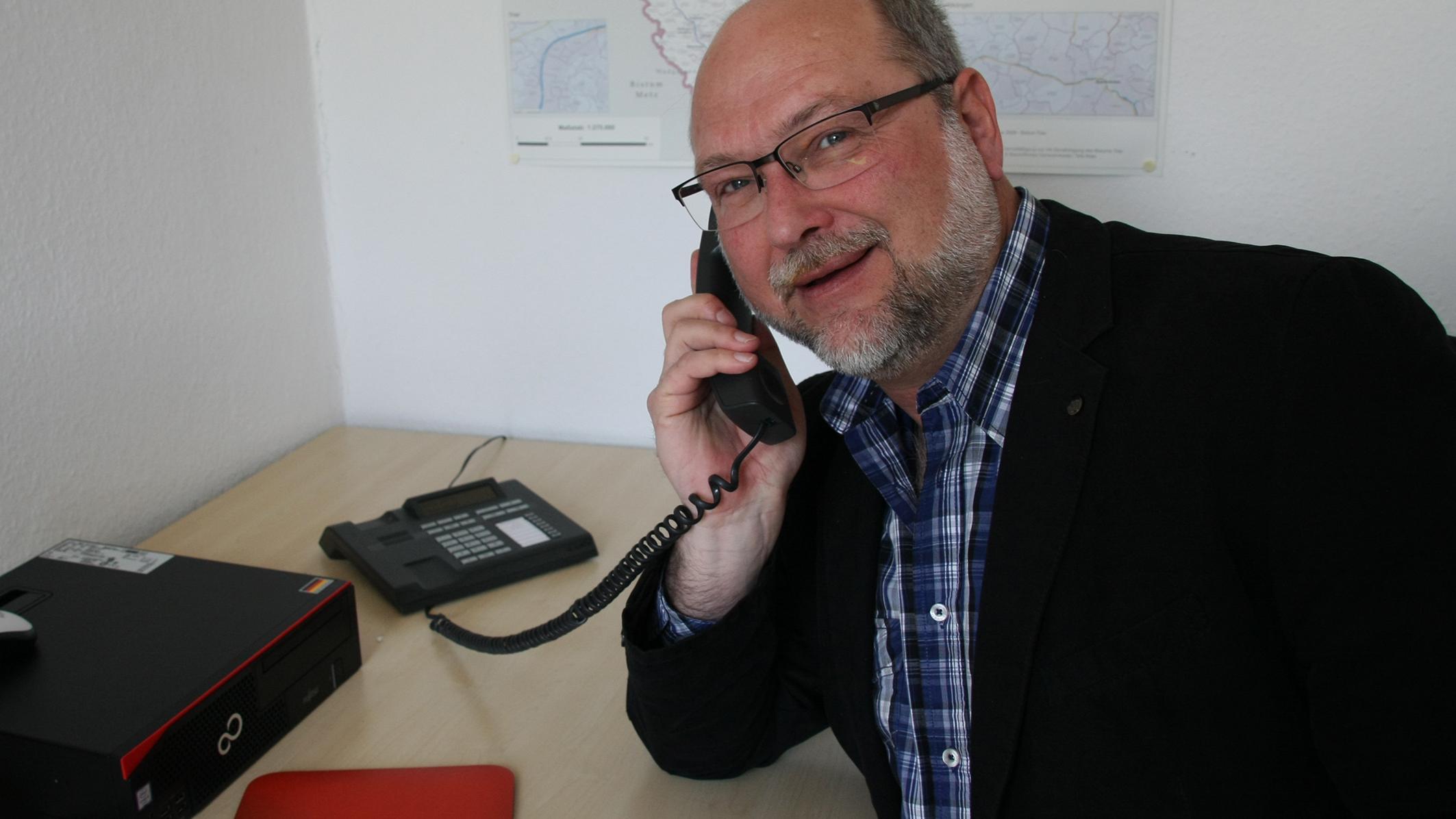 Der Leiter der Telefonseelsorge Georg Krämer