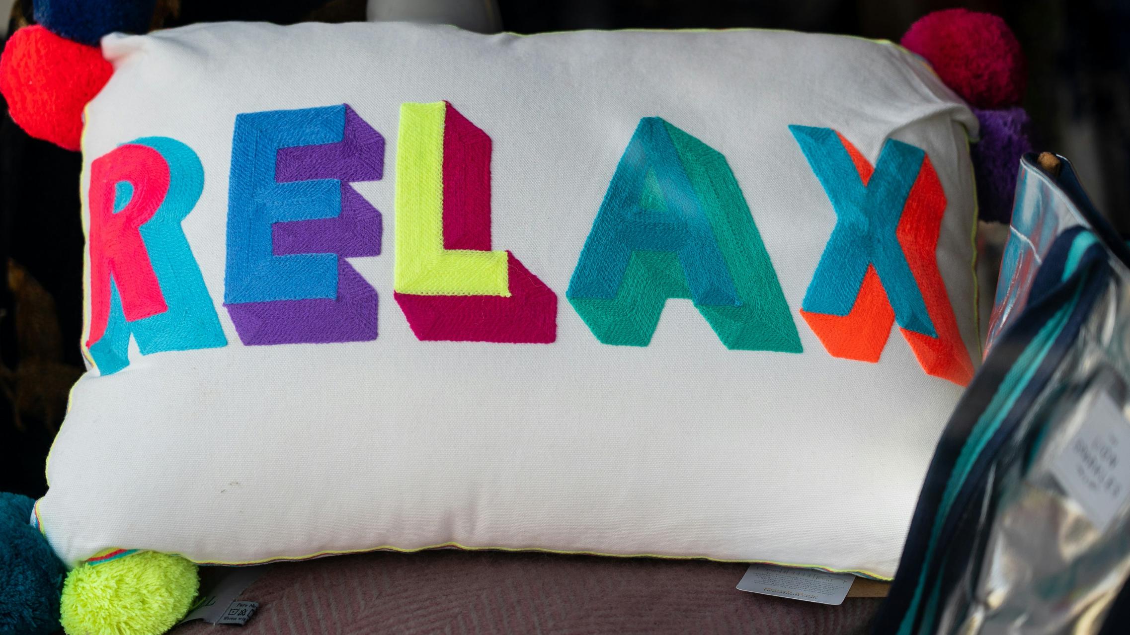 relax nick-fewings-mnbE__7H3Qo-unsplash (1)