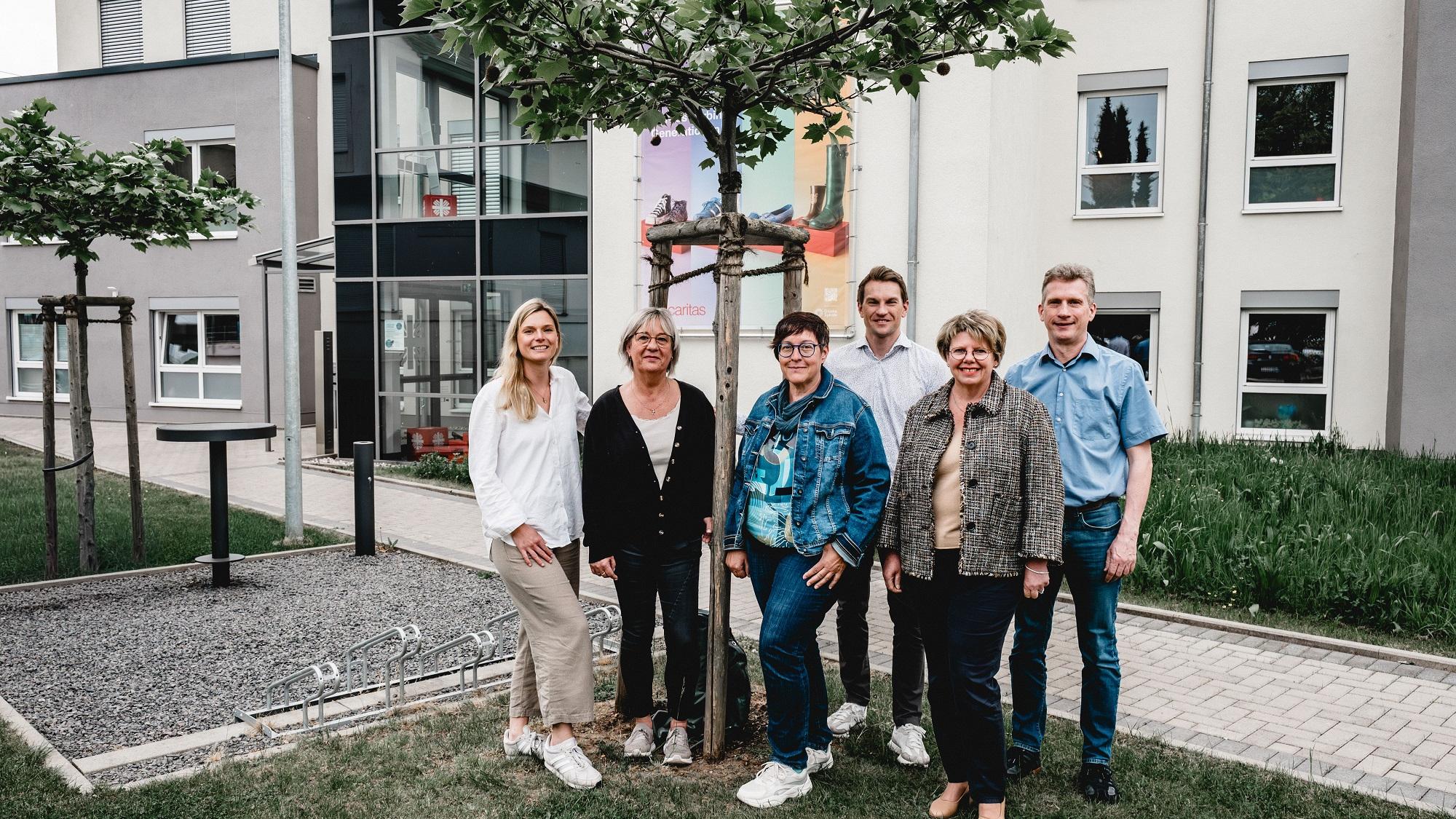 Jessica Blum, Birgit Steffes, Karin Jacobs, Maurice Uhl, Assessorin jur. Katja Illner und Erik Leiner (von links) sind die Mitglieder der Expertenteams.