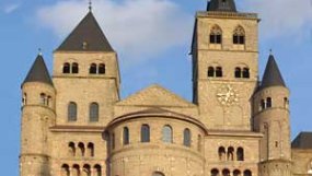 Westfront des Trierer Doms