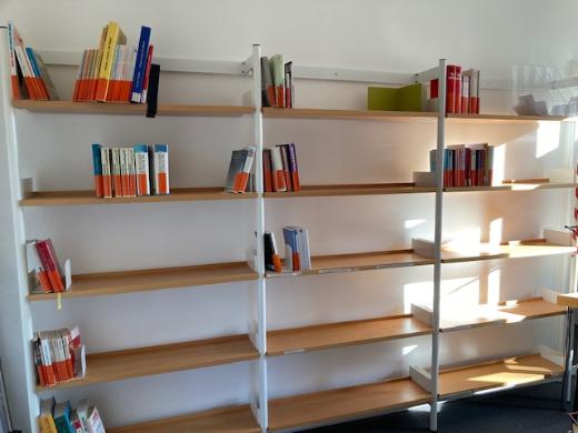 Bücherregale