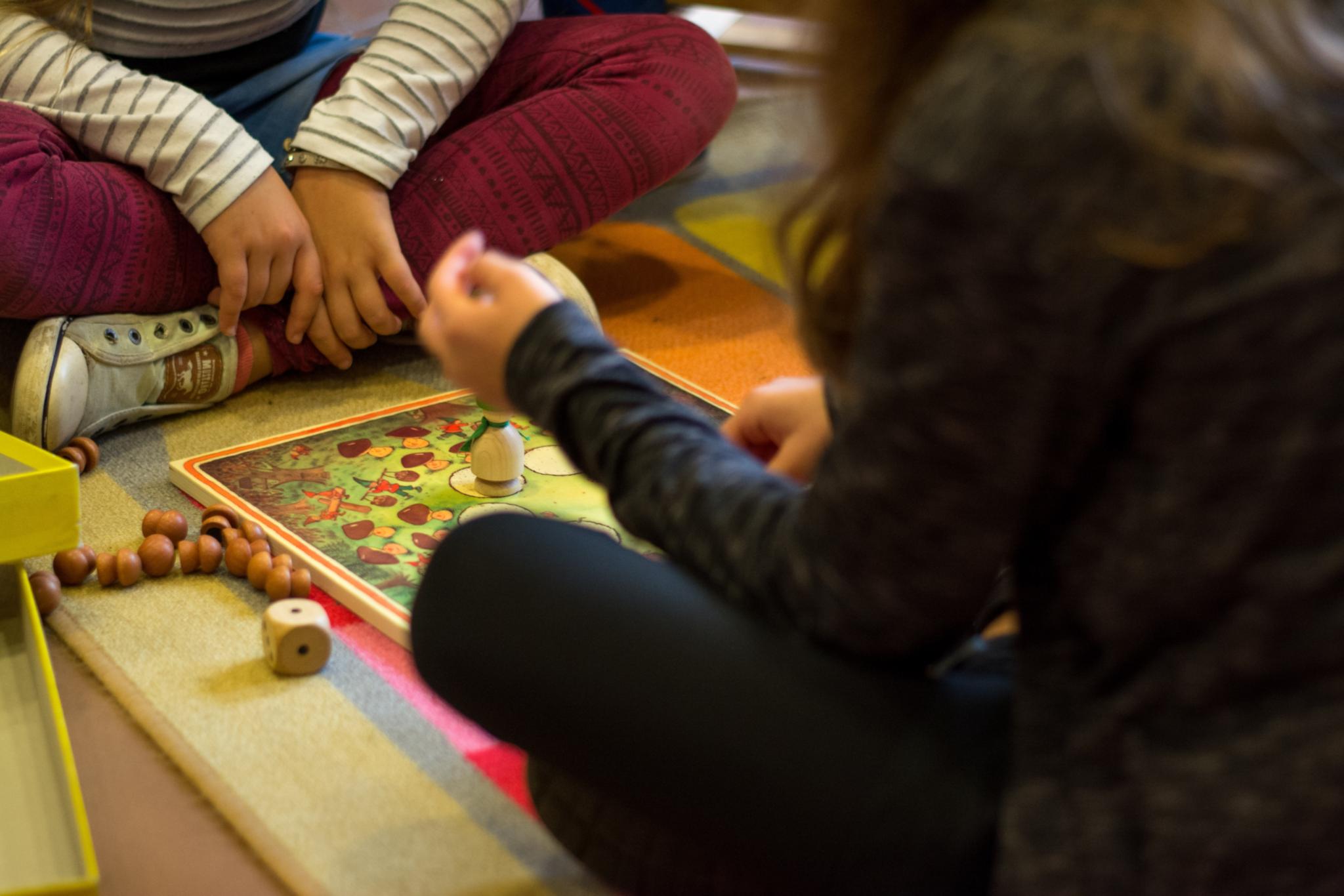 Spielende Jungs