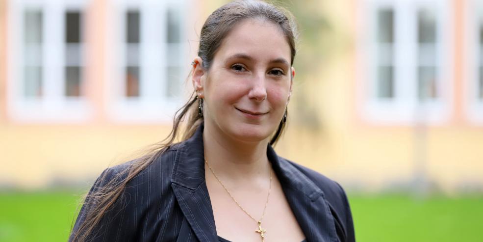 Anja Hartkorn engagiert sich schon seit 18 Jahren für die Pfarrgemeinde Christkönig© sb Anja Hartkorn engagiert sich schon seit 18 Jahren für die Pfarrgemeinde Christkönig (c) Simone Bastreri Anja Hartkorn engagiert sich schon seit 18 Jahren für die Pfarrgemeinde Christkönig© sb Anja Hartkorn engagiert sich schon seit 18 Jahren für die Pfarrgemeinde Christkönig