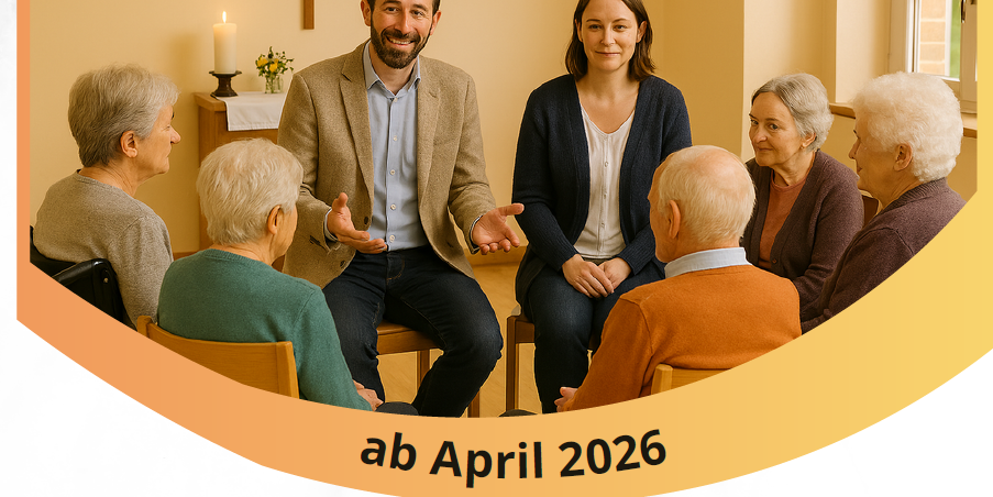 eine Gruppe Senioren sitzt in einem Gottesdienstkreis mit einem Diakon und einer Seelsorgerin zusammen