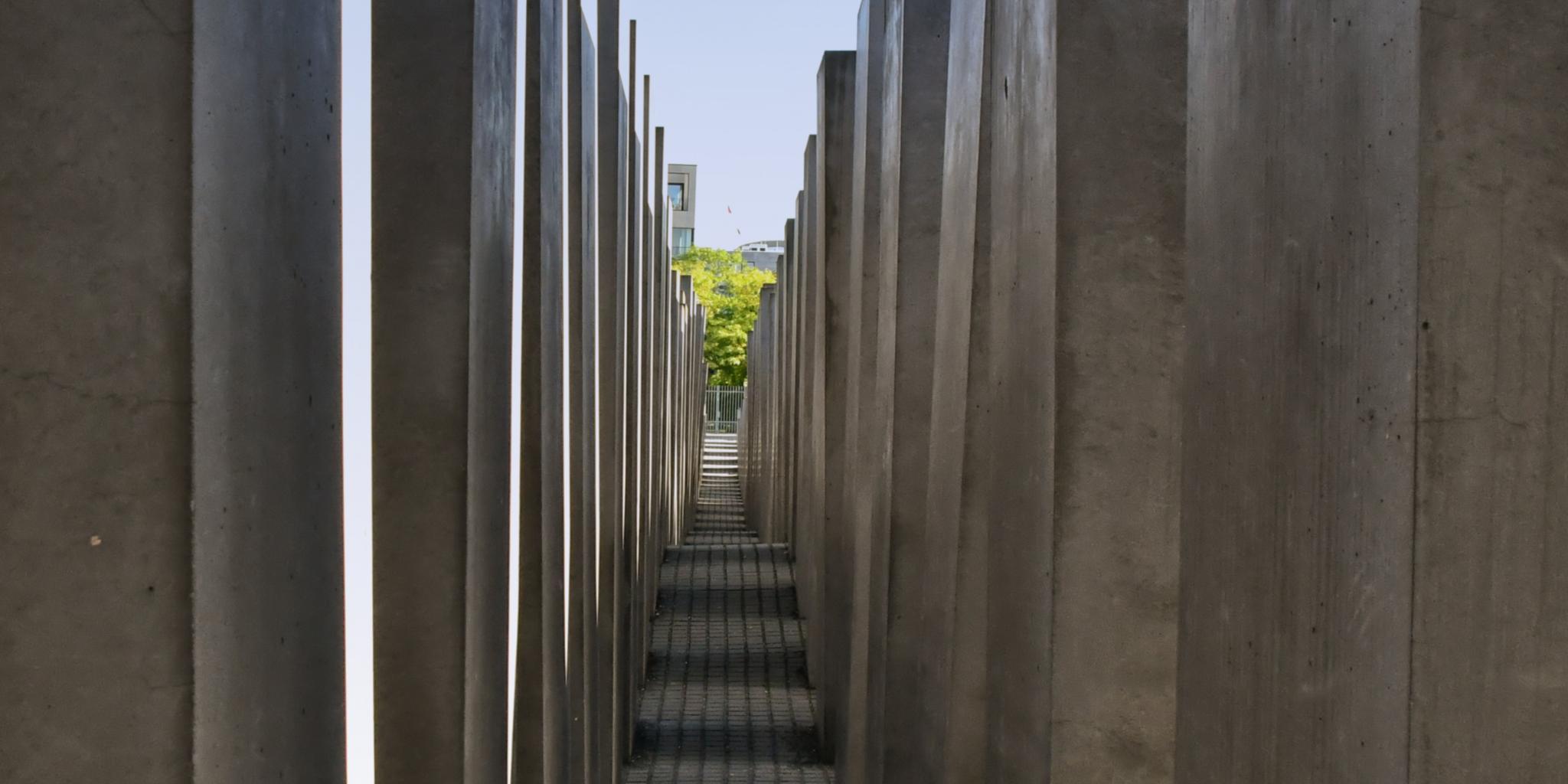 am-juedischen-friedhof-2_by_Yohanes_Vianey_Lein_pfarrbriefservice