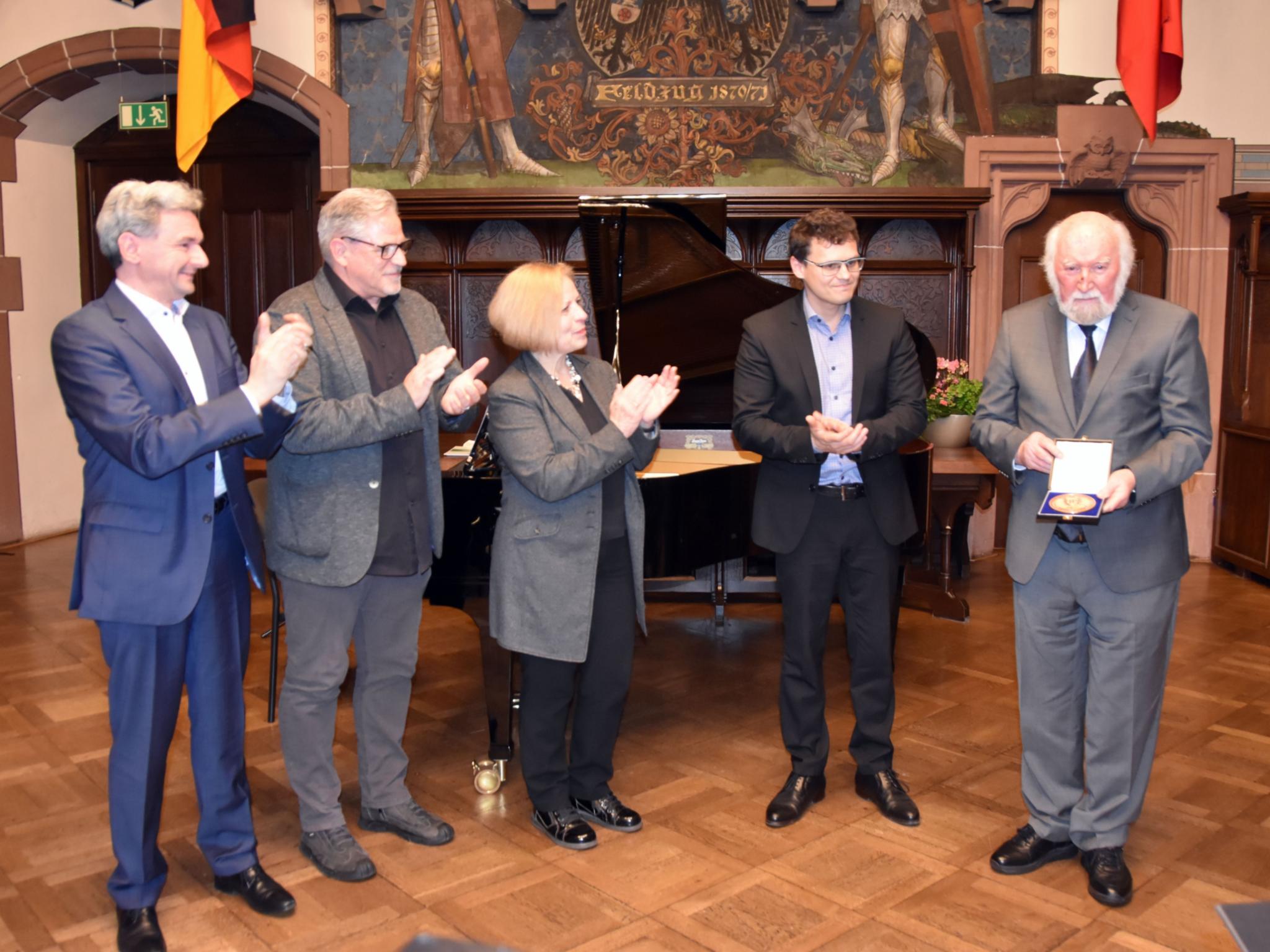 Patrick Wilhelmy, Thomas Altmaier, Christine Unrath, Evgenij Mrinski und Prof. Herbert Jochum (von links).