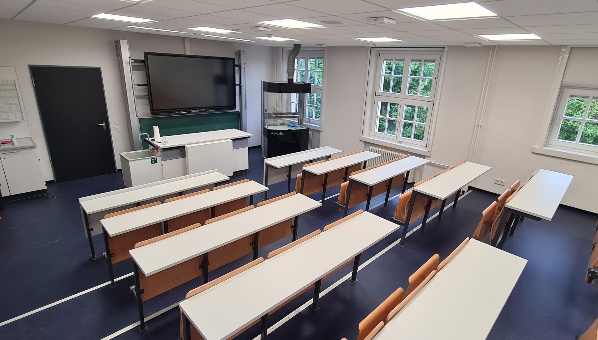 Neue Räume für Naturwissenschaften an der Nikolaus-Groß-Schule.