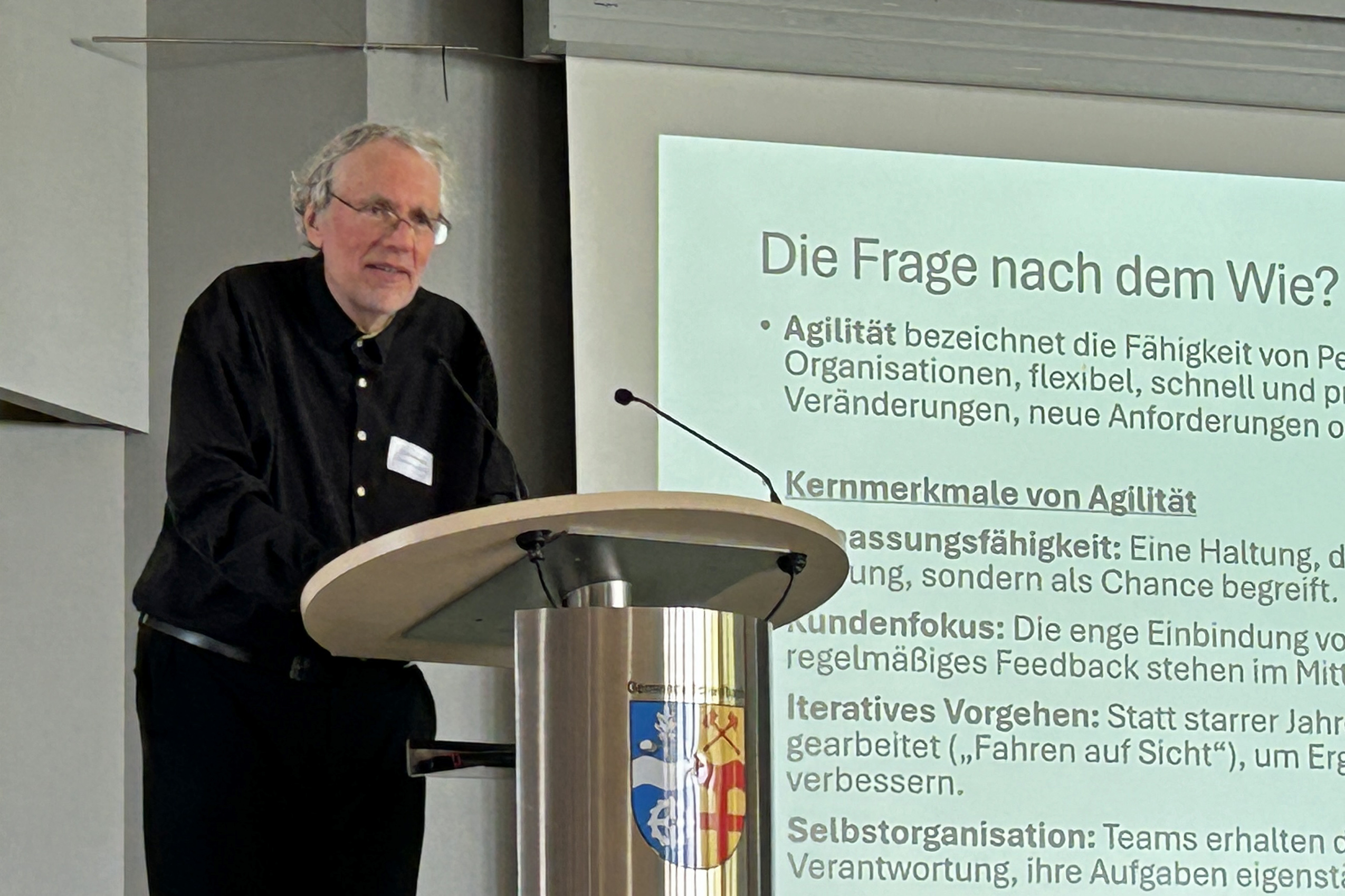 Pfarrer Martin Birkenhauer gab einen Impuls zur missionarischen Kirche.
