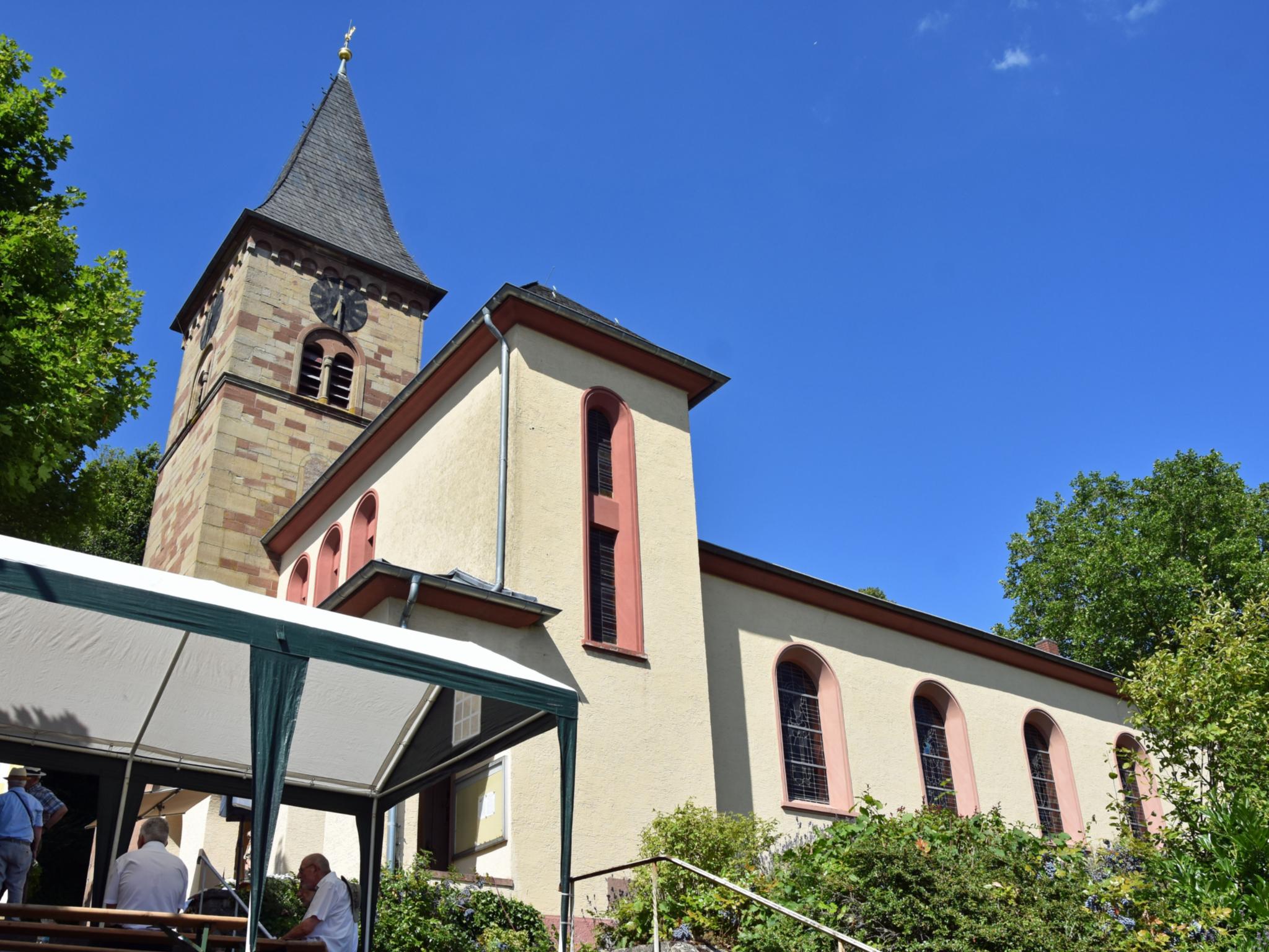 Die St. Nikolaus-Kirche in Hemmersdorf ist nun profaniert.