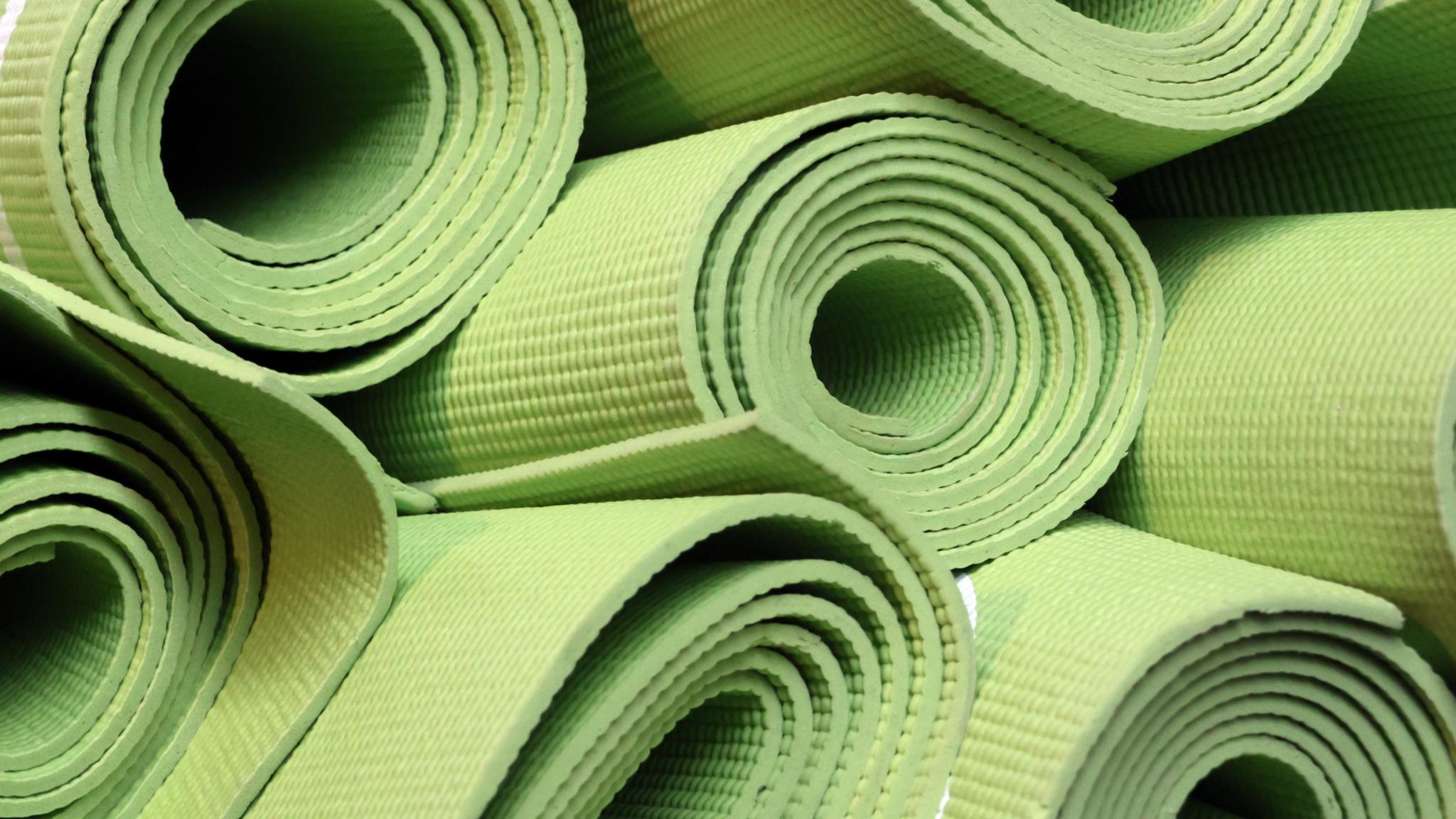 Yoga- und andere Sportkurse werden seit Jahren von den Erwachsenenbildungsstätten im Bistum angeboten