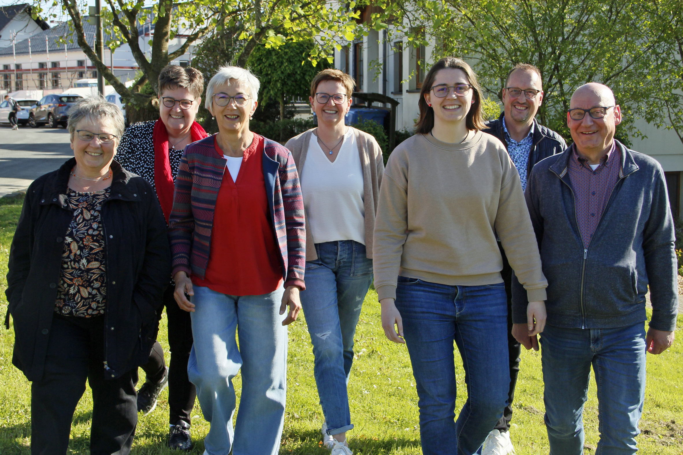 Ehren- und Hauptamtliche sind in Pronsfeld gemeinsam auf dem Weg für ältere Menschen: Petra Schweisthal, Petra Urbanus, Franziska Ciganovic, Renate Humble, Kerstin Trierweiler, Harald Urfels, Andreas Flämig.
