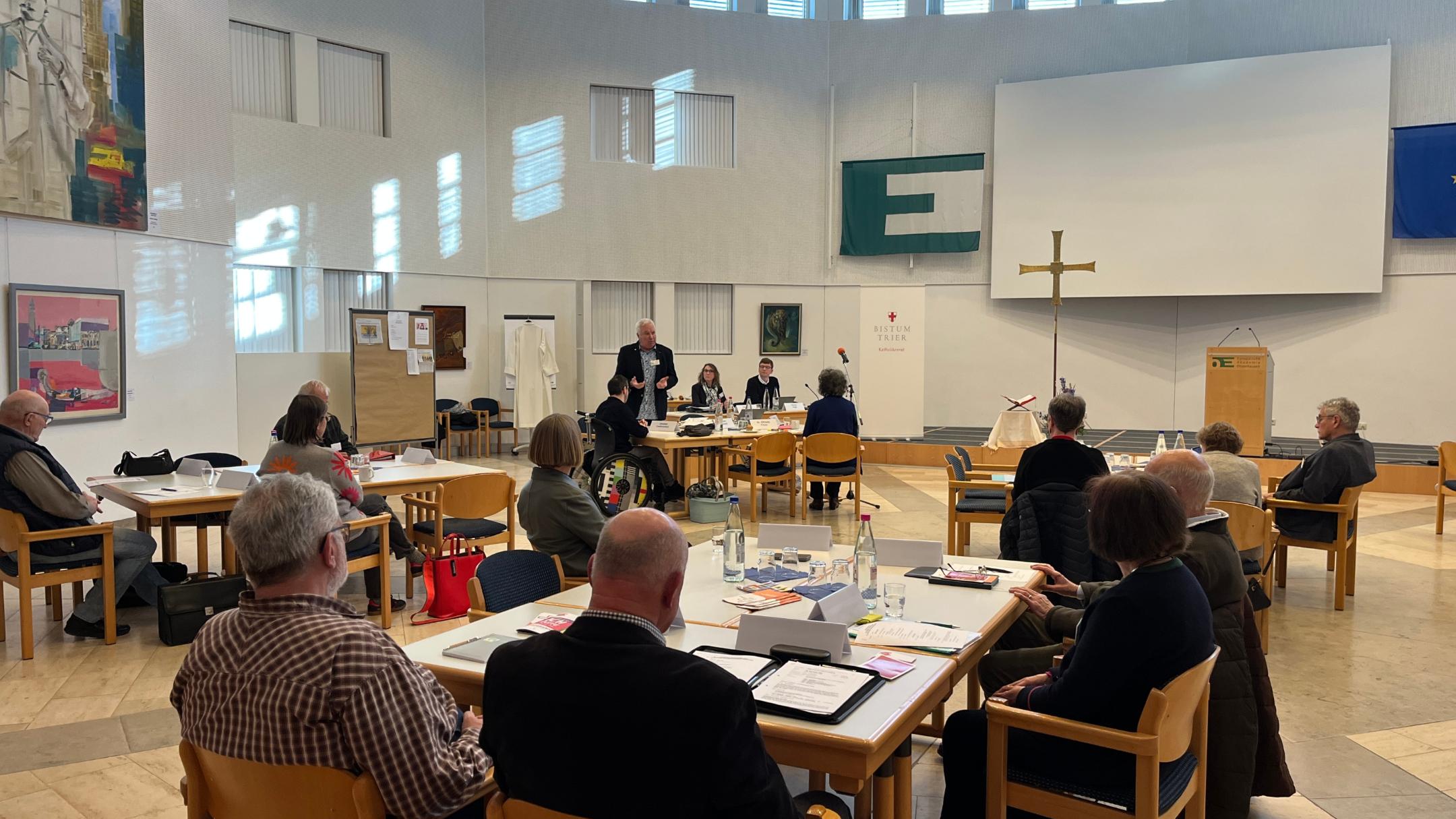 Blick ins Plenum bei der Frühjahrsvollversammlung