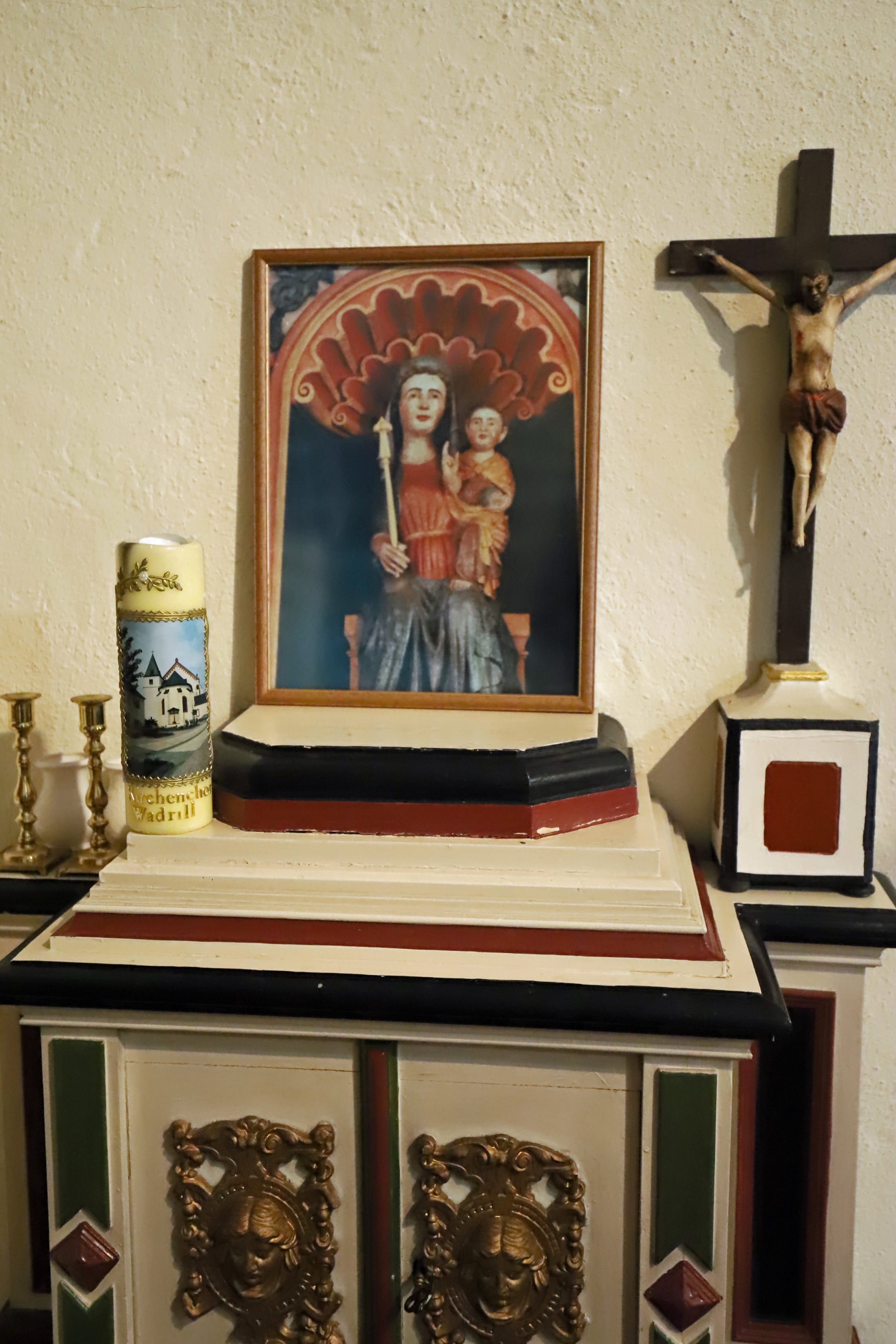 Das Foto erinnert an die Madonna