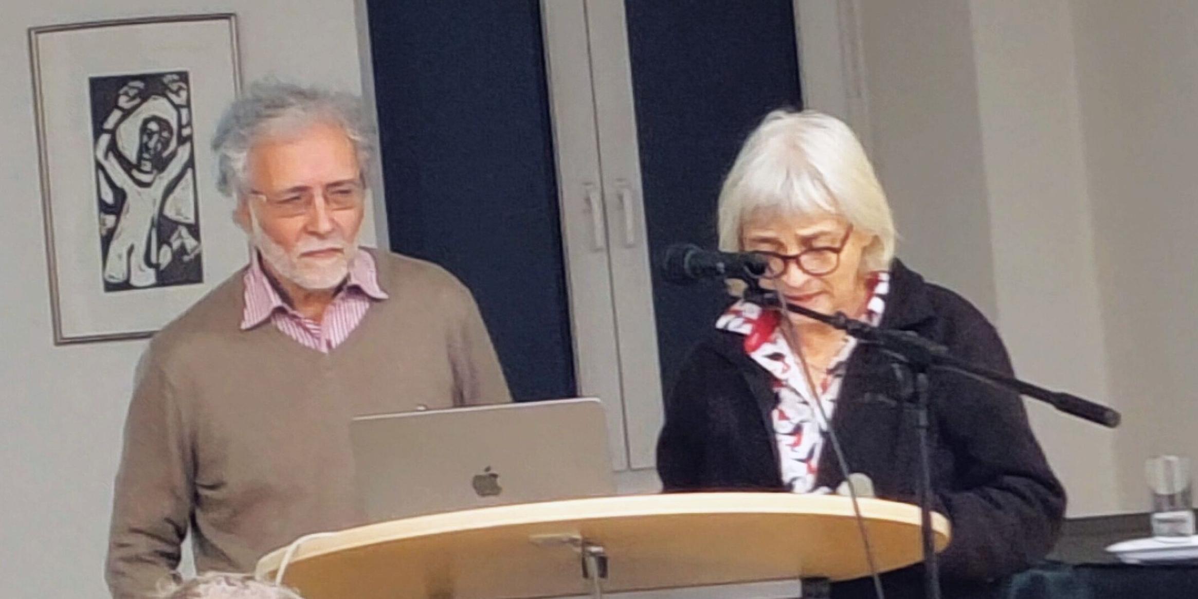 Christoph und Christiane Bals bei ihrem Vortrag.
