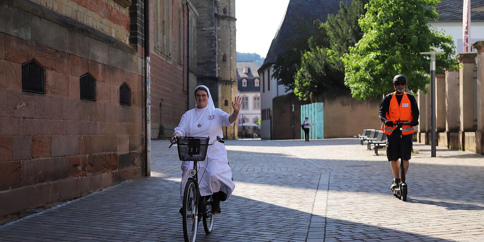 Schwester Gerhild radelt für einen guten Zweck (Archivfoto)