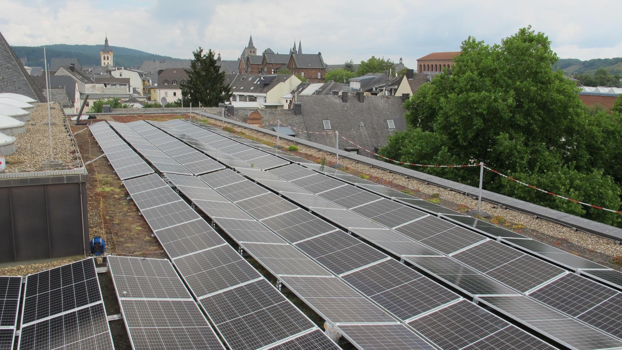 Im Jahre 2020 war das Trierer Angela-Merici-Gymnasium die erste Bistumsschule, die mit einer Photovoltaikanlage ausgestattet wurde.