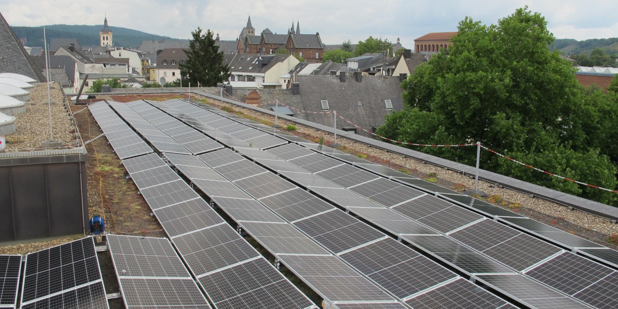 Im Jahre 2020 war das Trierer Angela-Merici-Gymnasium die erste Bistumsschule, die mit einer Photovoltaikanlage ausgestattet wurde.