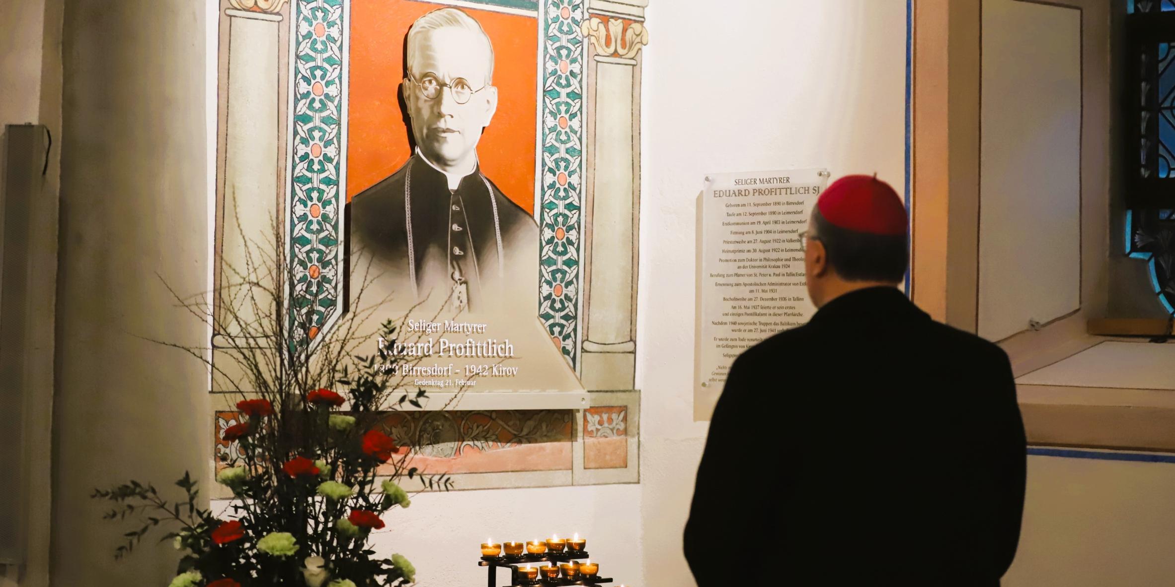 In der Taufkirche des Seligen Eduard Profittlich ist eine Gedenkstätte eingerichtet worden.