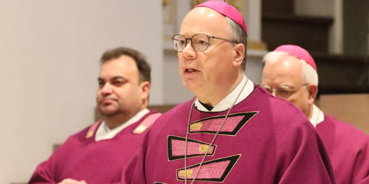 Der Trierer Bischof Ackermann war der Hauptzelebrant des Gottesdienstes