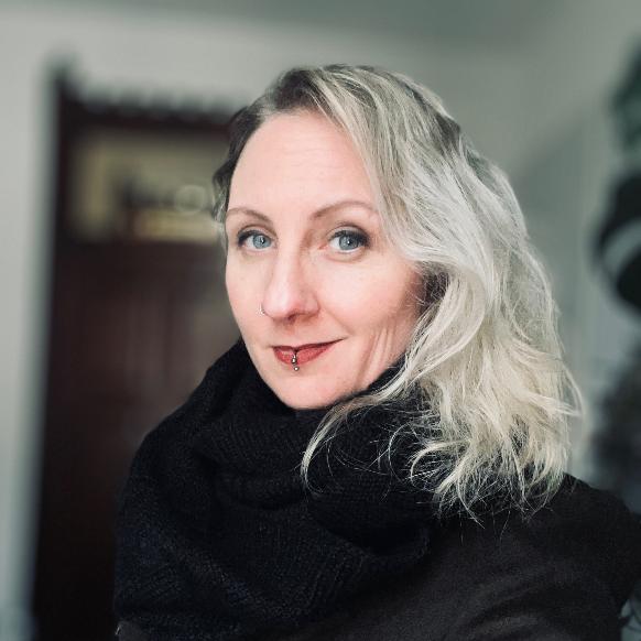 Portrait von Inge Hülpes