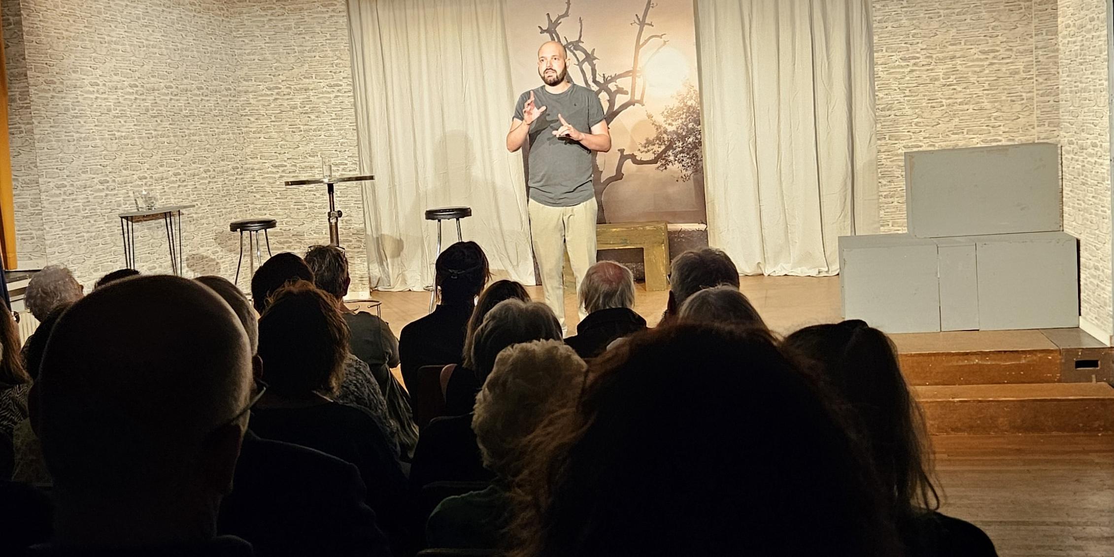 Eindrucksvoll stellt Sebastian Wagner den Menschen Judas Iskarioth auf der Bühne Auersmacher dar.