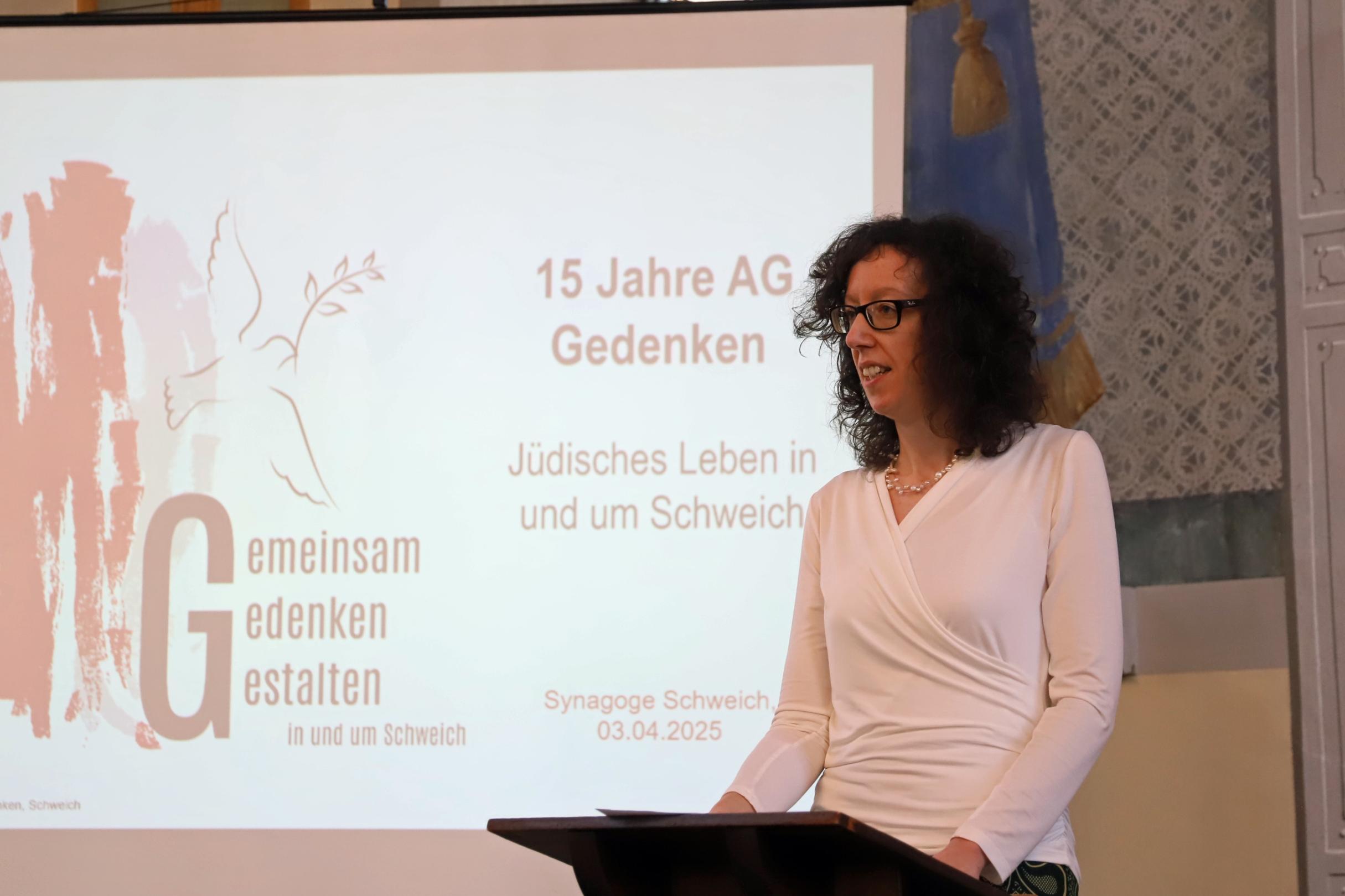Judith Schwickerath bei ihrer Begrüßung
