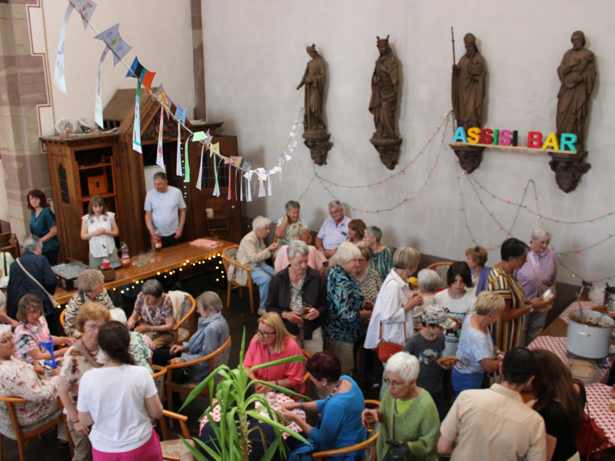 In St. Agatha wurde eine Assisi-Bar eröffnet.