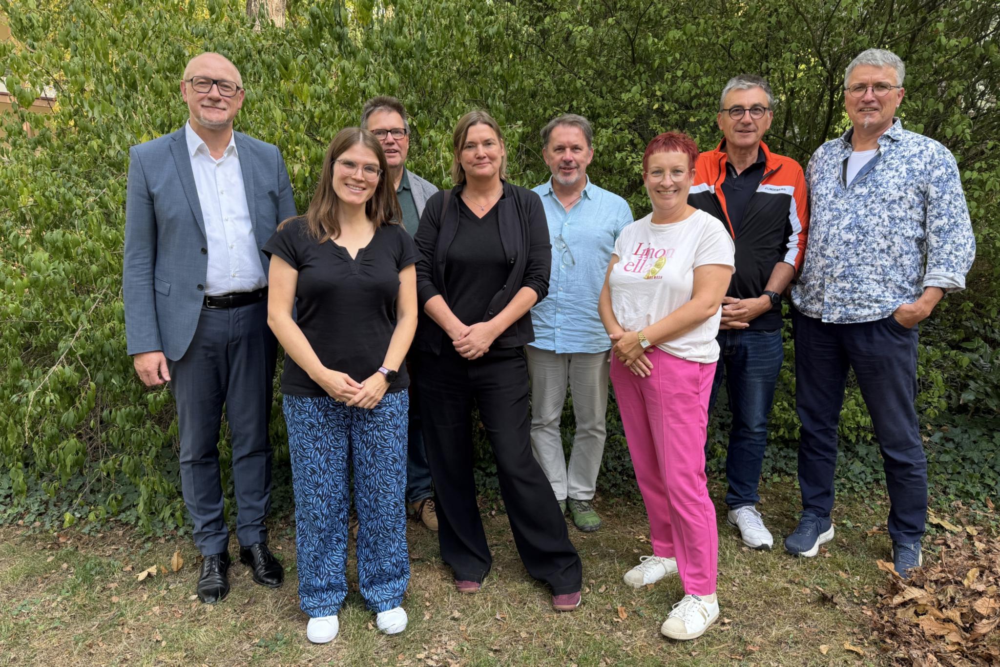 Gruppenfoto zusammen mit der Referentin