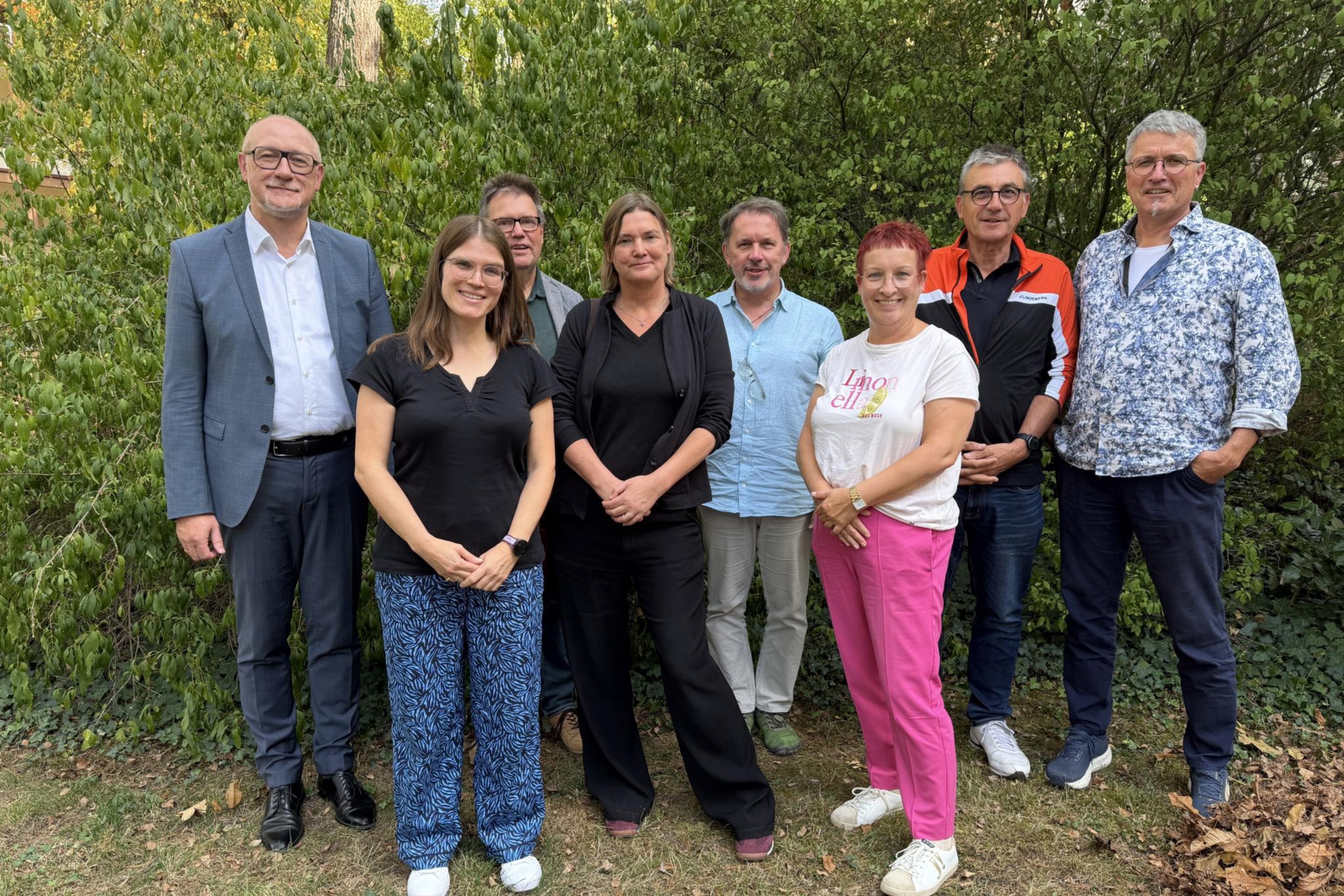 Ulrich Stinner, Judith Pesch, Felix Tölle, Dr. Gwendolin Wanderer, Markus Annen, Doris Hormesch, Hermann-Josef Mayers, Steffen Stutz (vlnr.)