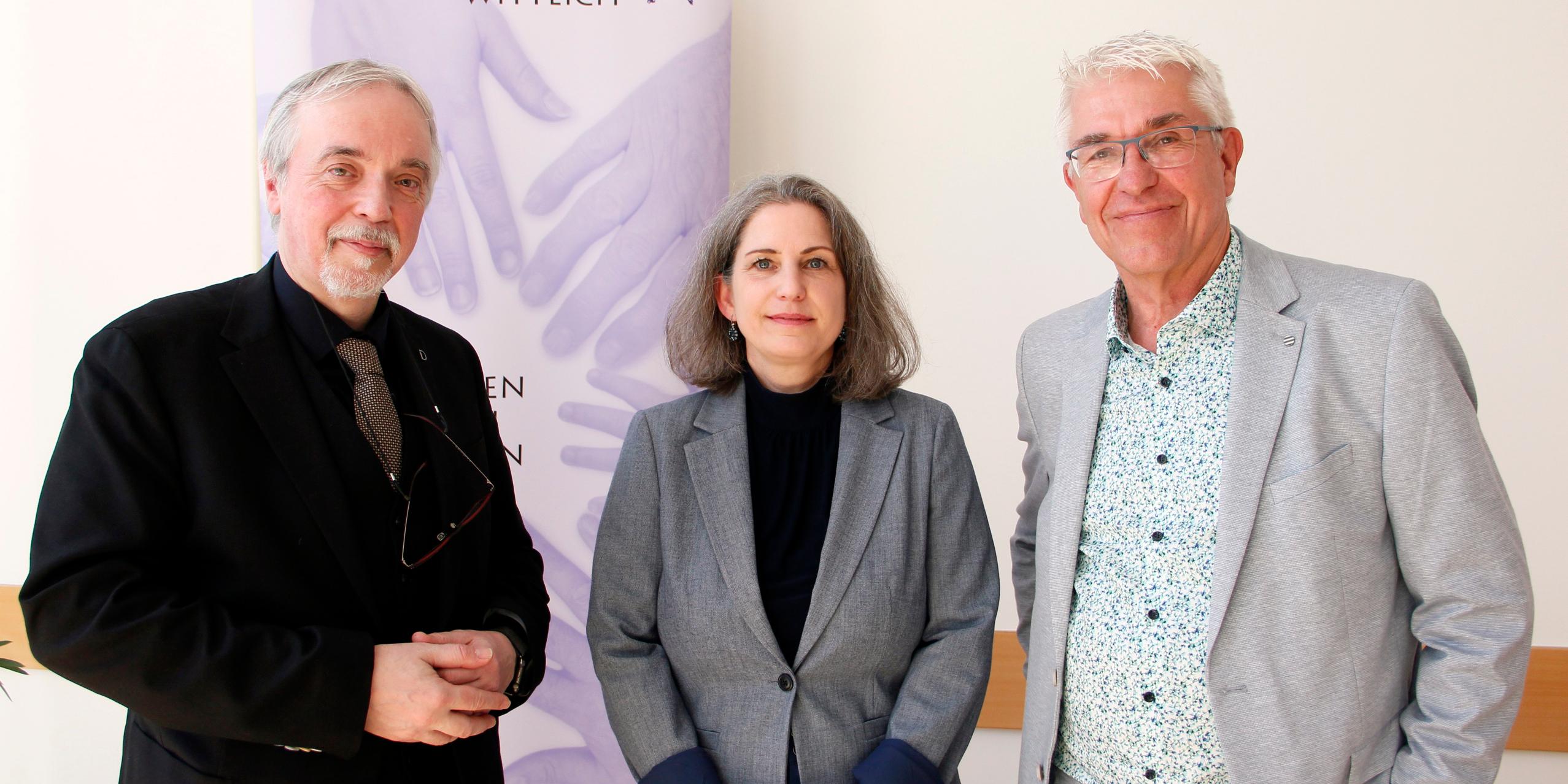 Dr. Andreas Zimmer mit Ludger Brünnette und seiner Nachfolgerin Christiane Haas