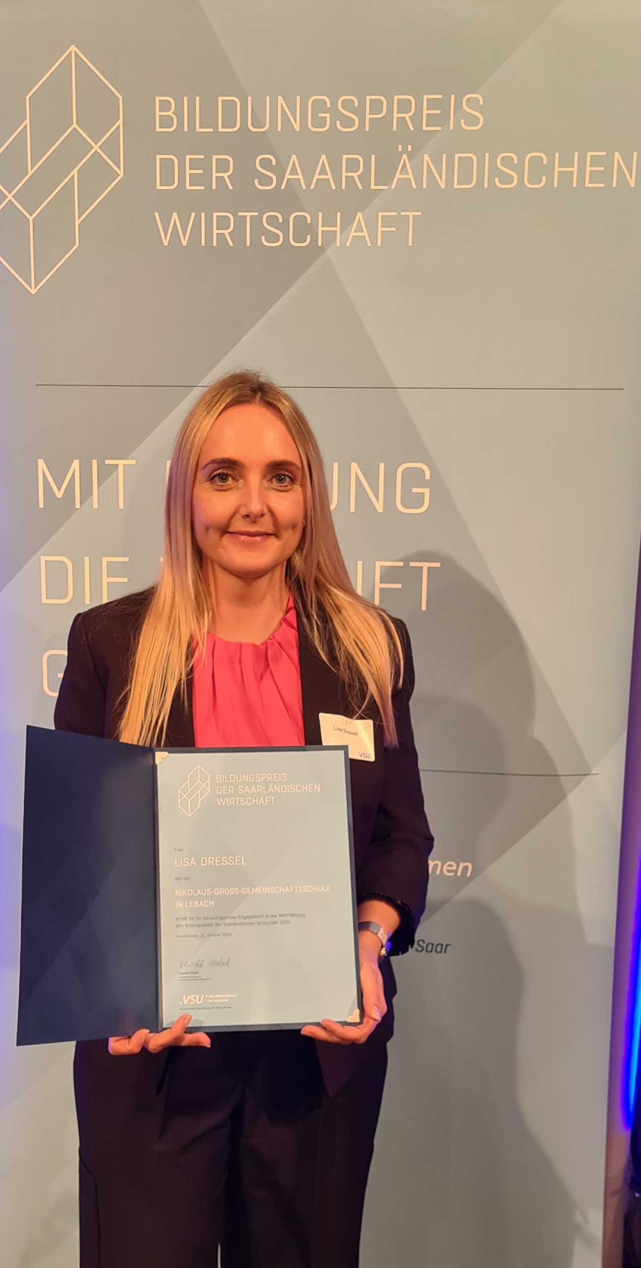 Chemielehrerin Lisa Dressel