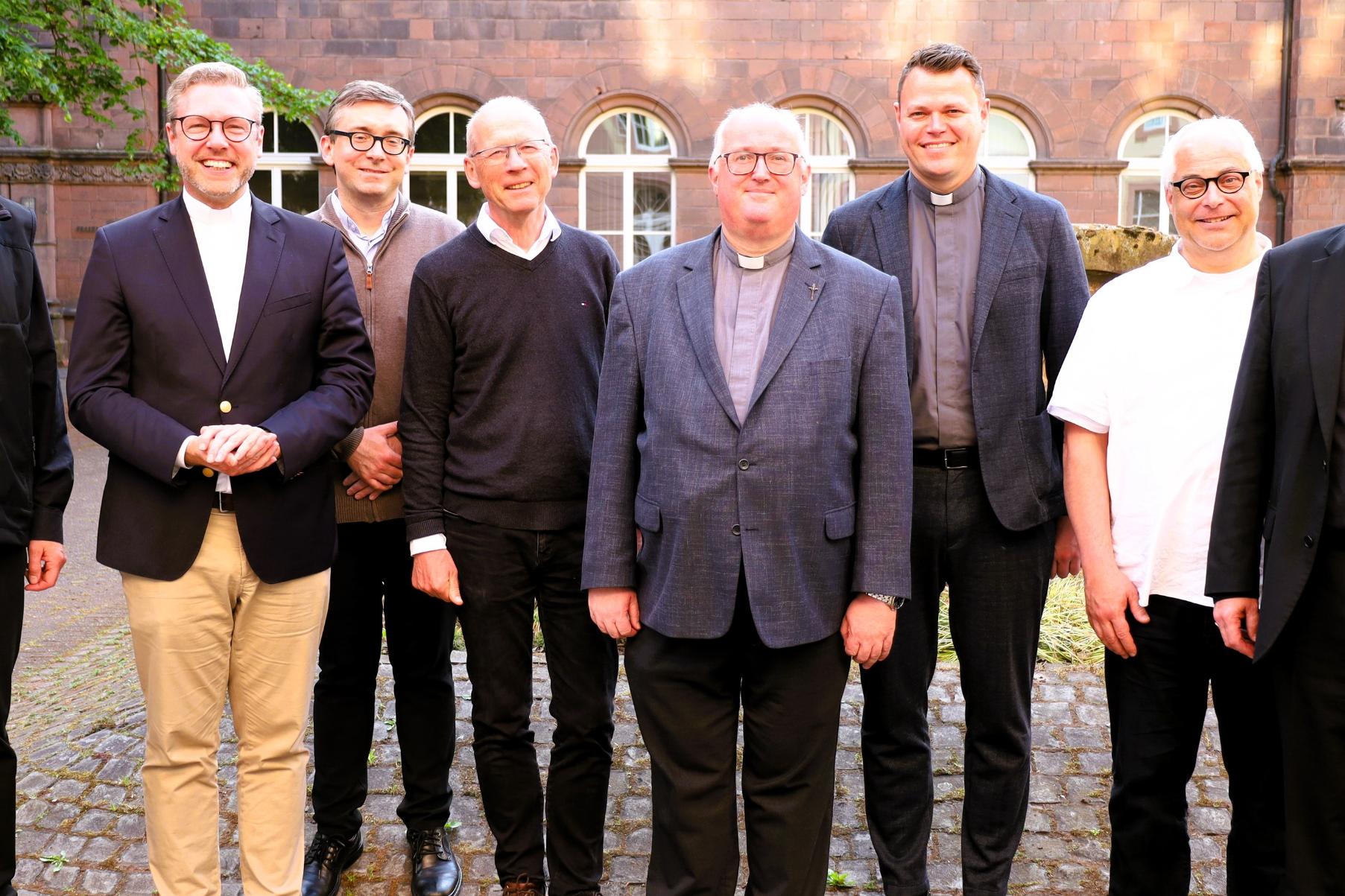 Die Teilnehmer der Regentenkonferenz mit Bischof Stephan Ackermann (rechts)