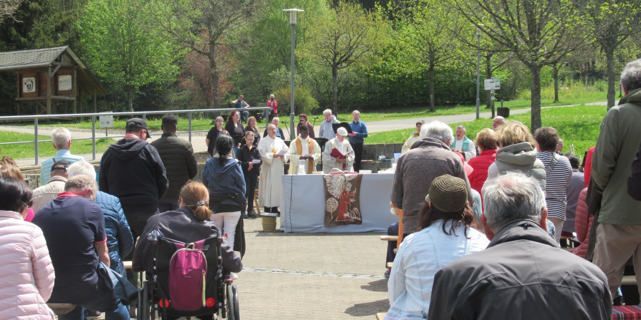 Der Open-Air-Gottesdienst am Hunsrückhaus am Erbeskopf lockte im vergangenen Jahr etwa 120 Personen an.