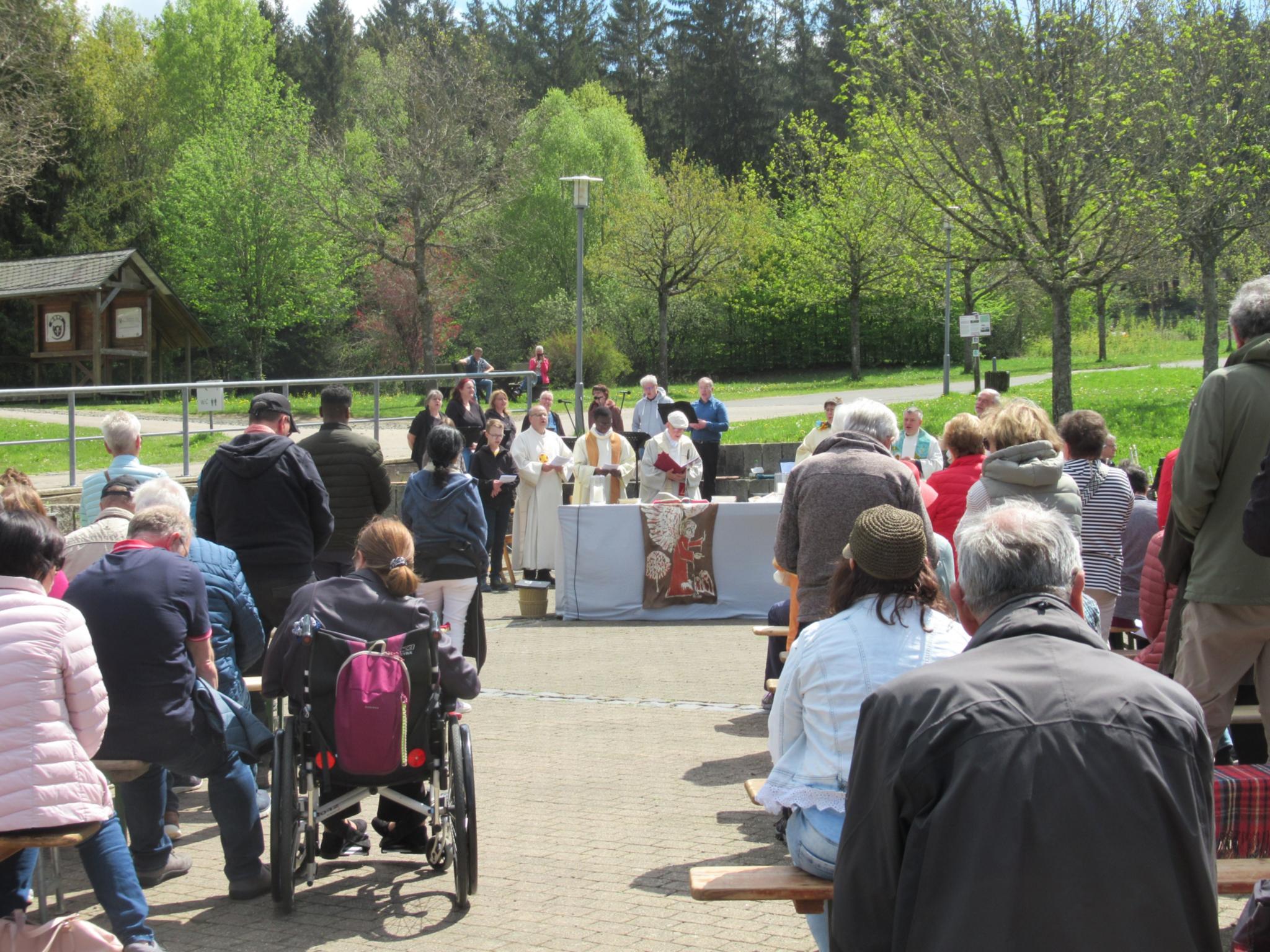 Der Open-Air-Gottesdienst am Hunsrückhaus am Erbeskopf lockte im vergangenen Jahr etwa 120 Personen an.