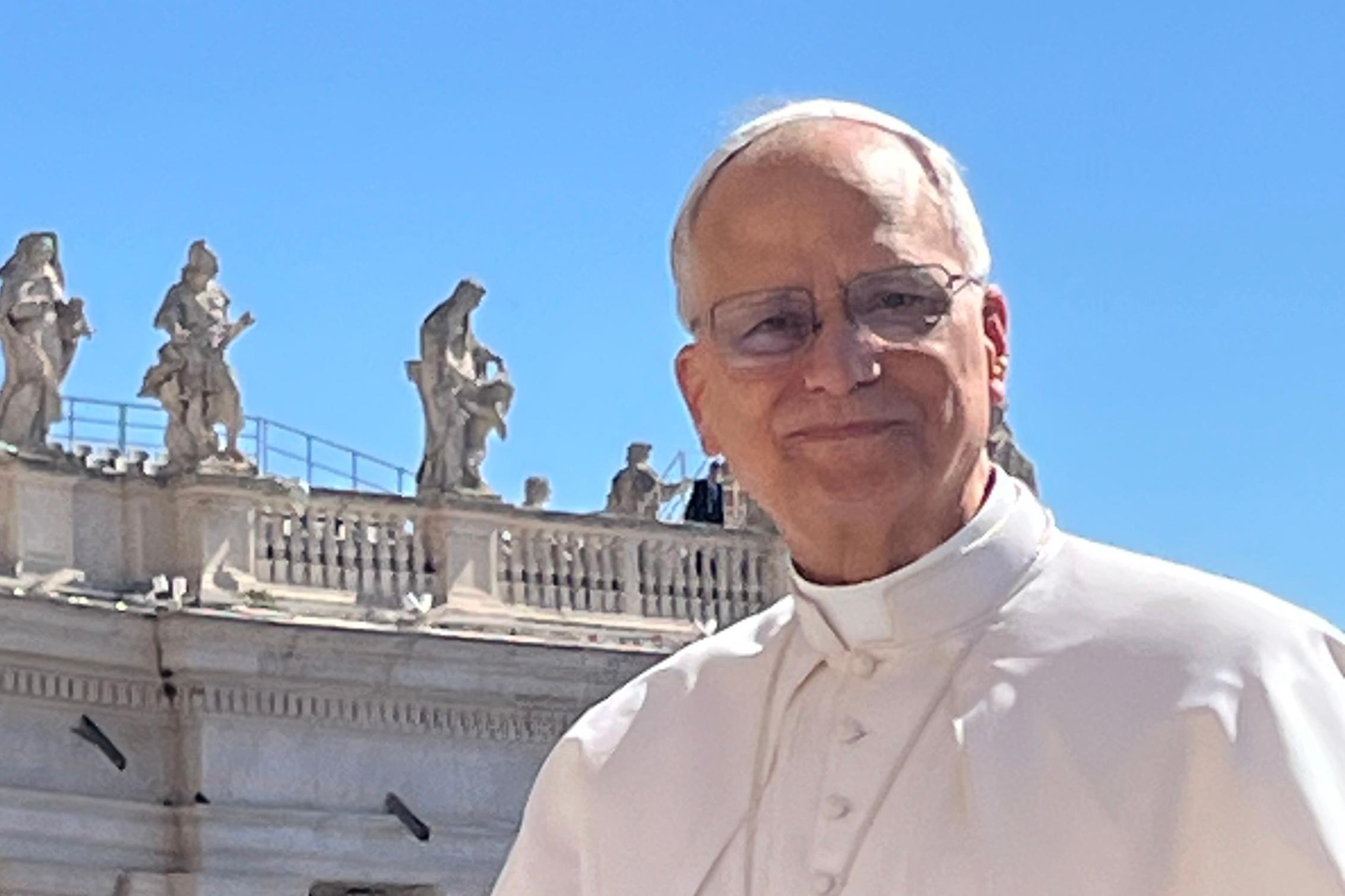 Papst Leo XIV. auf dem Papamobil