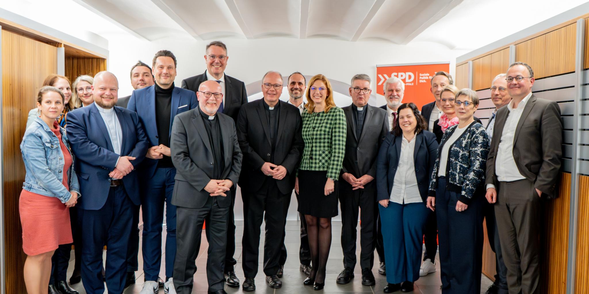 Die Teilnehmenden des Präsidiumsgesprächs