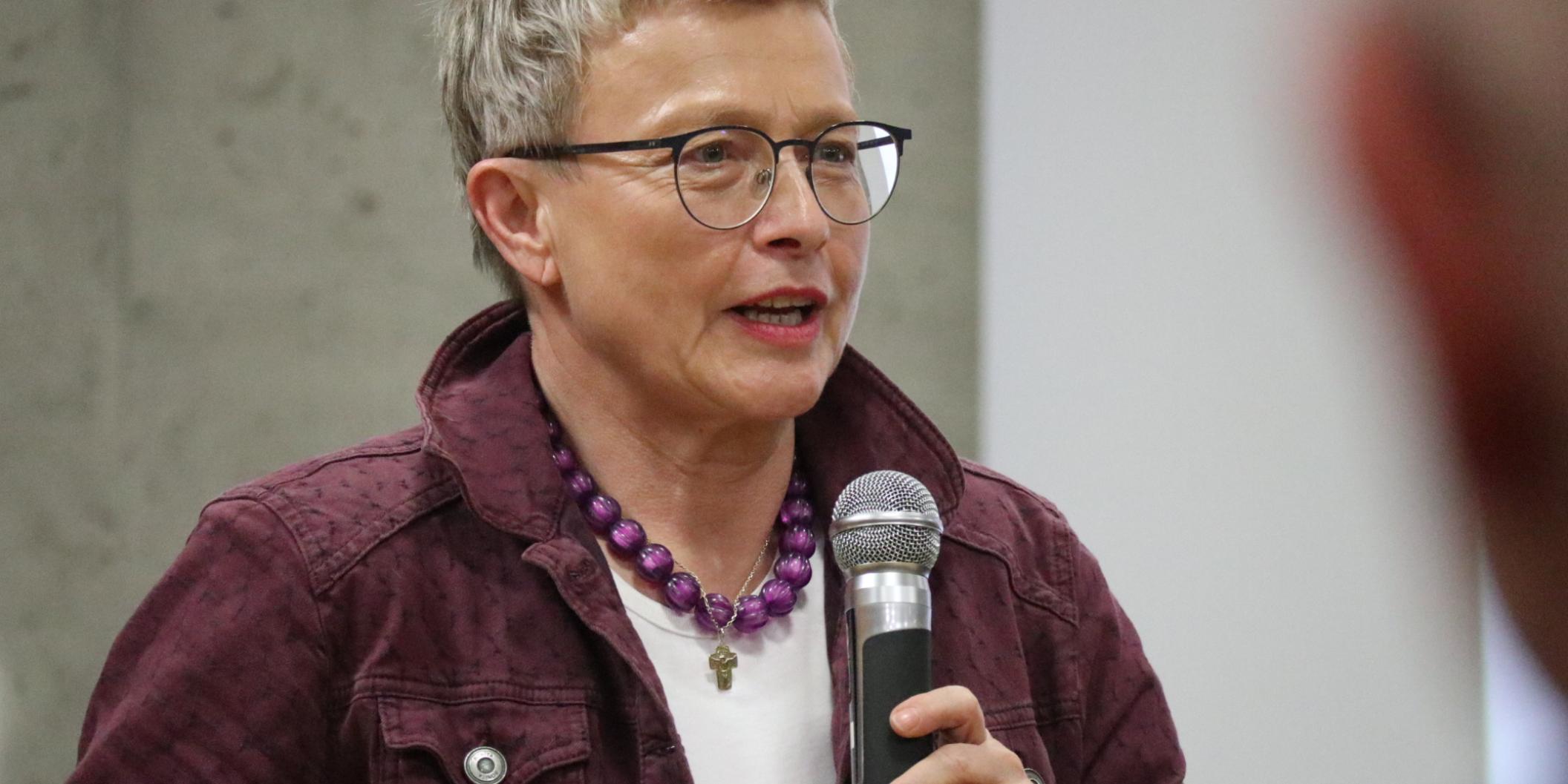 Als Mitglied des Zentralkomitees der deutschen Katholiken (ZdK) hat die Theologin Johanna Rahner den „Synodalen Weg“ der deutschen Kirche mitgestaltet.