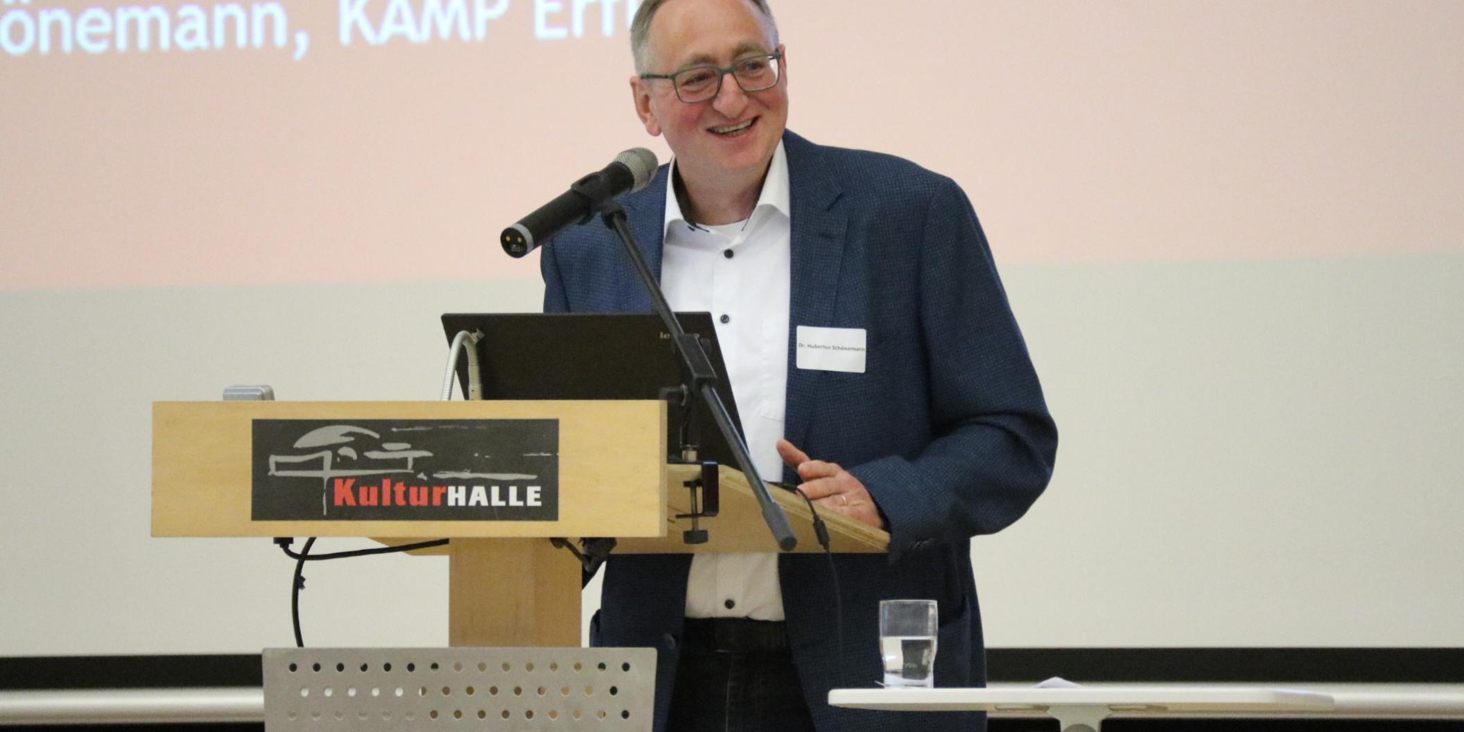 Referent Dr. Hubertus Schönemann