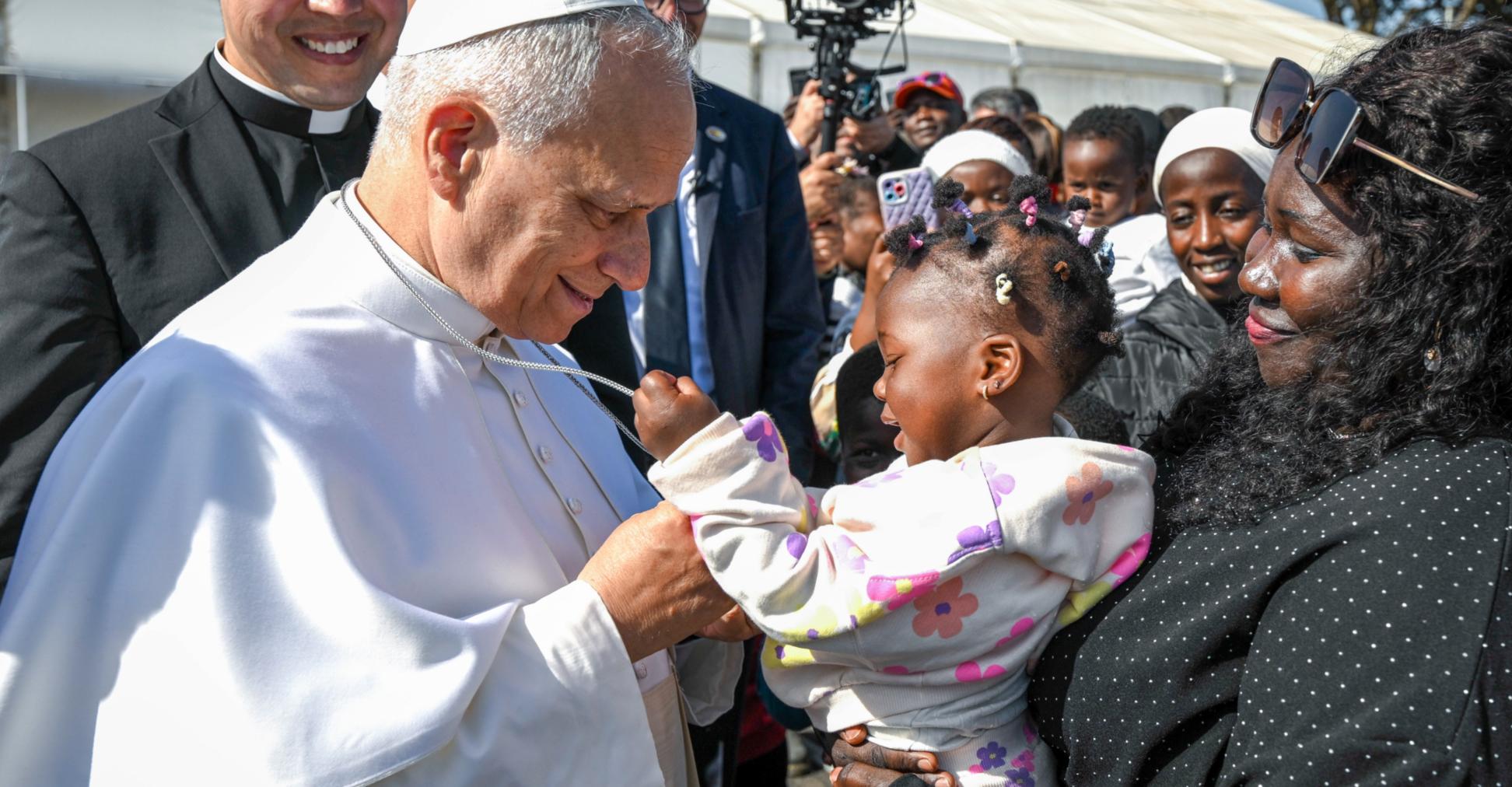 Papst Leo hat unter anderem das Zentrum Las Raíces in Santa Cruz de Tenerife besucht.