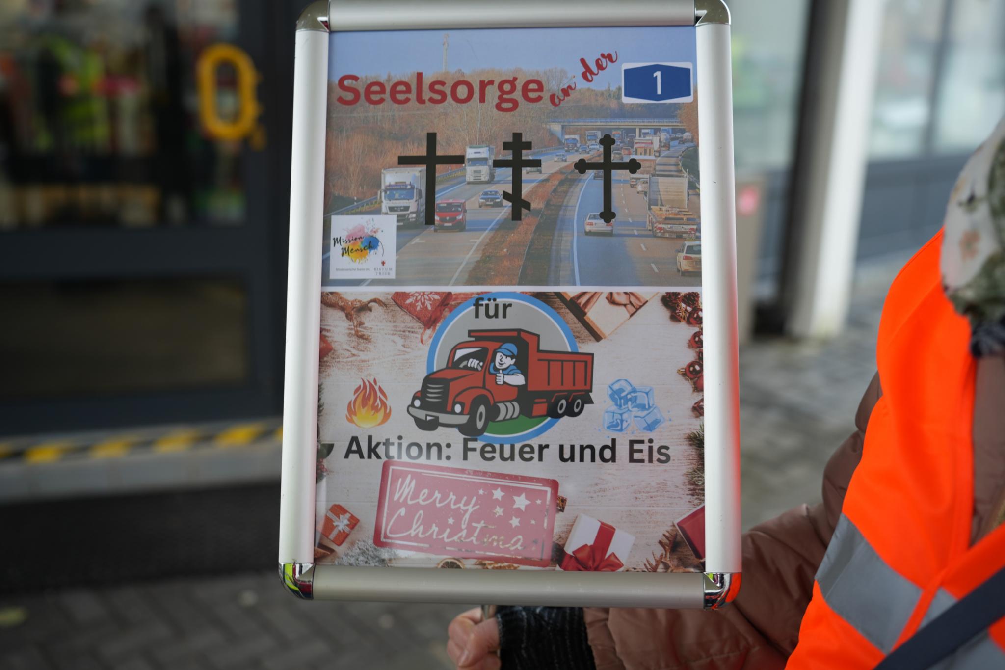 Aktion 'Feuer und Eis' hat das Missionarische Team die Weihnachtsaktion auf der Raststätte getauft
